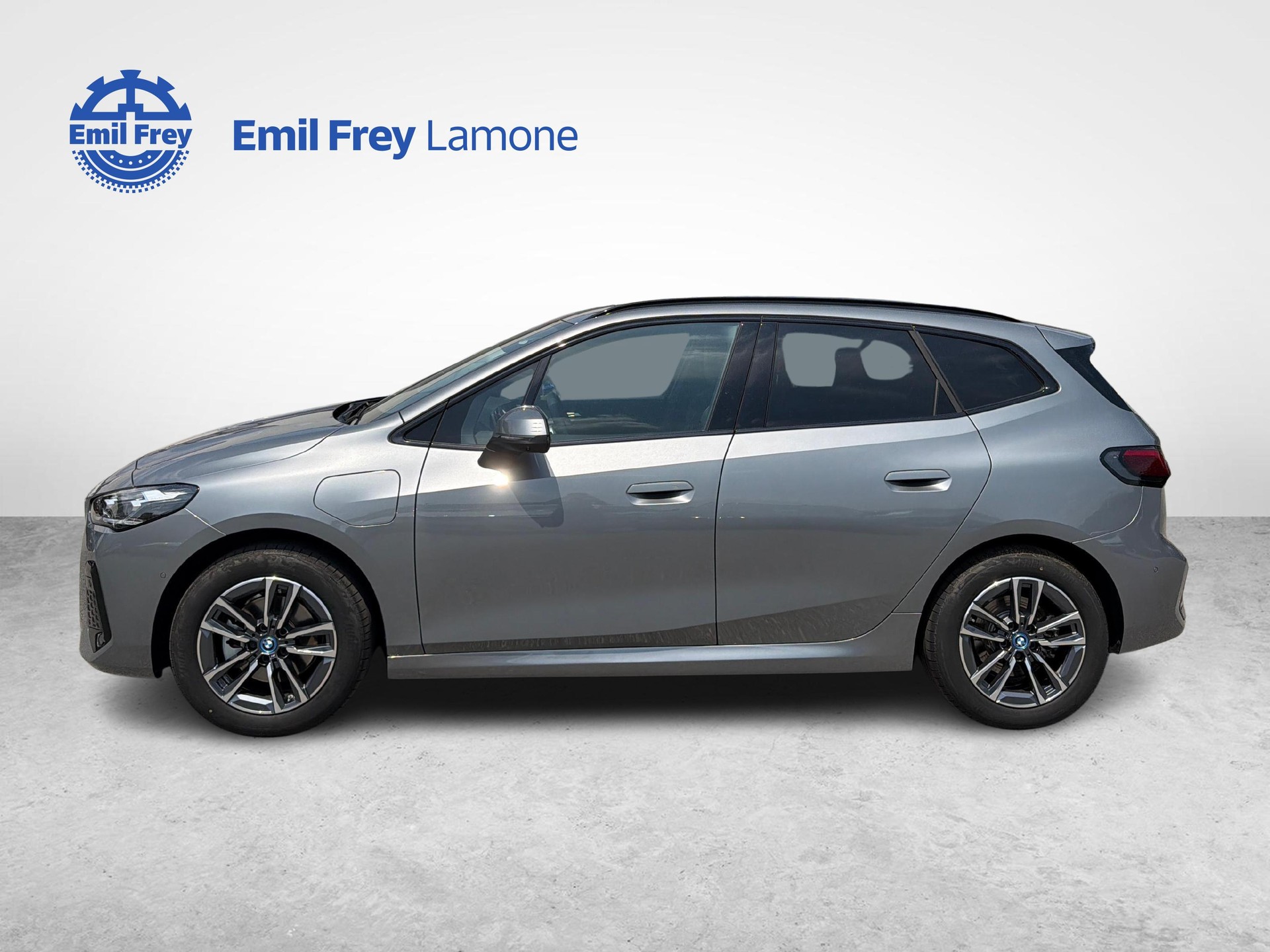BMW 225e xDrive paddles Active Tourer-showroom-element-1
