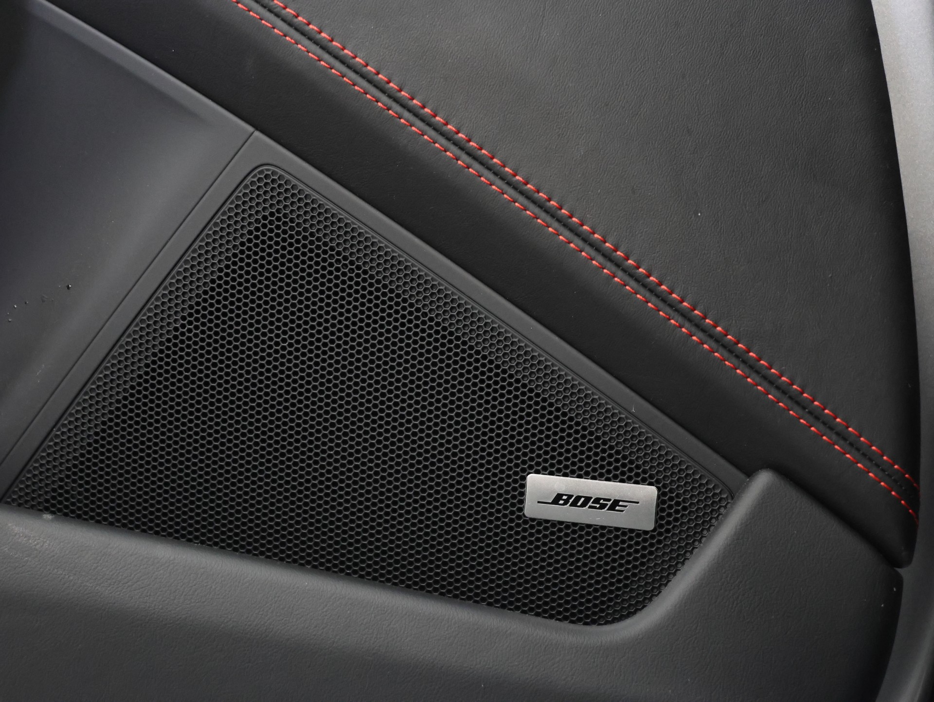 PORSCHE 911 Carrera 4 GTS Cabriolet PDK *360 Kamera* *Bose* *Sitzheizung*-image-23