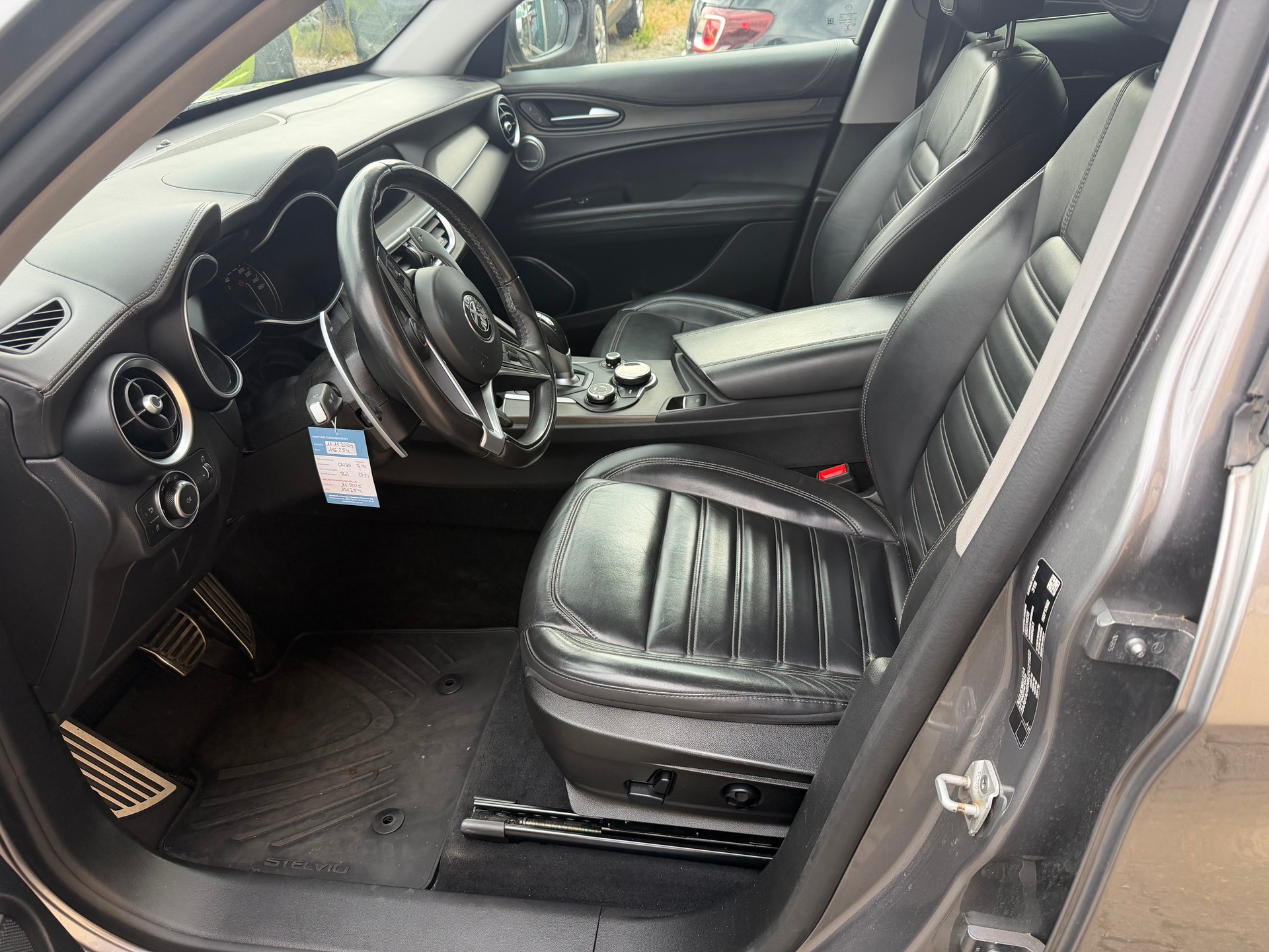 ALFA ROMEO Stelvio 2.0 First Edition Q4 Automatic-image-4