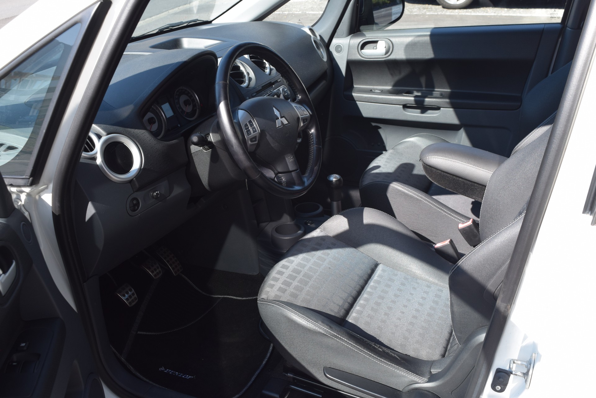 MITSUBISHI Colt 1.5 16V Turbo Ralliart-image-15