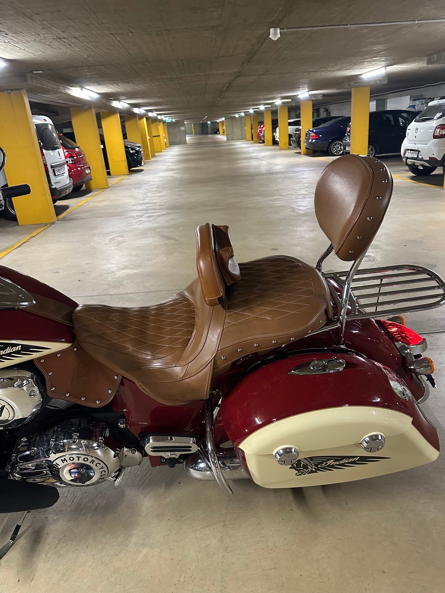 INDIAN Roadmaster-image-2