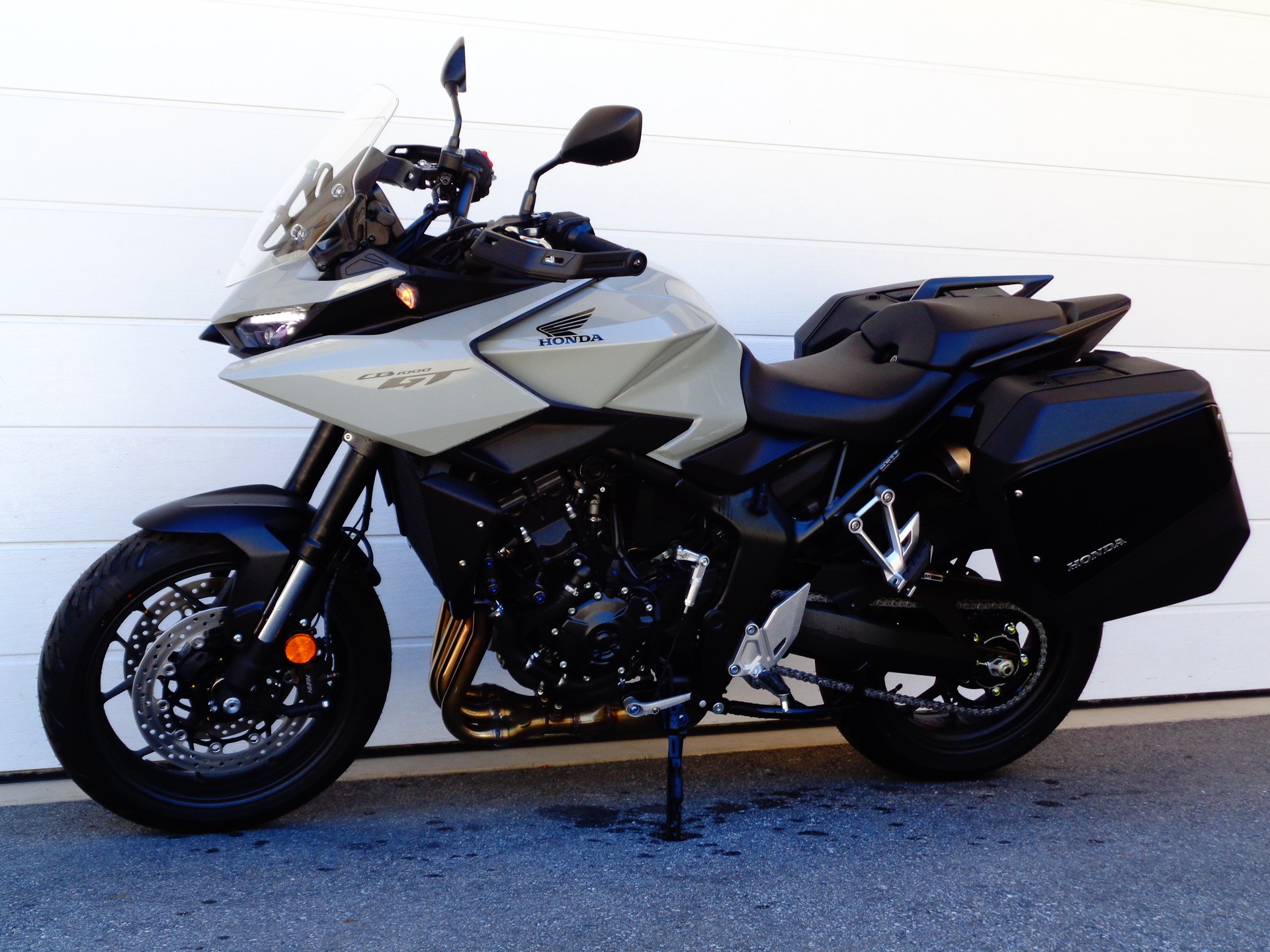 HONDA CB 1000 GT-image-5