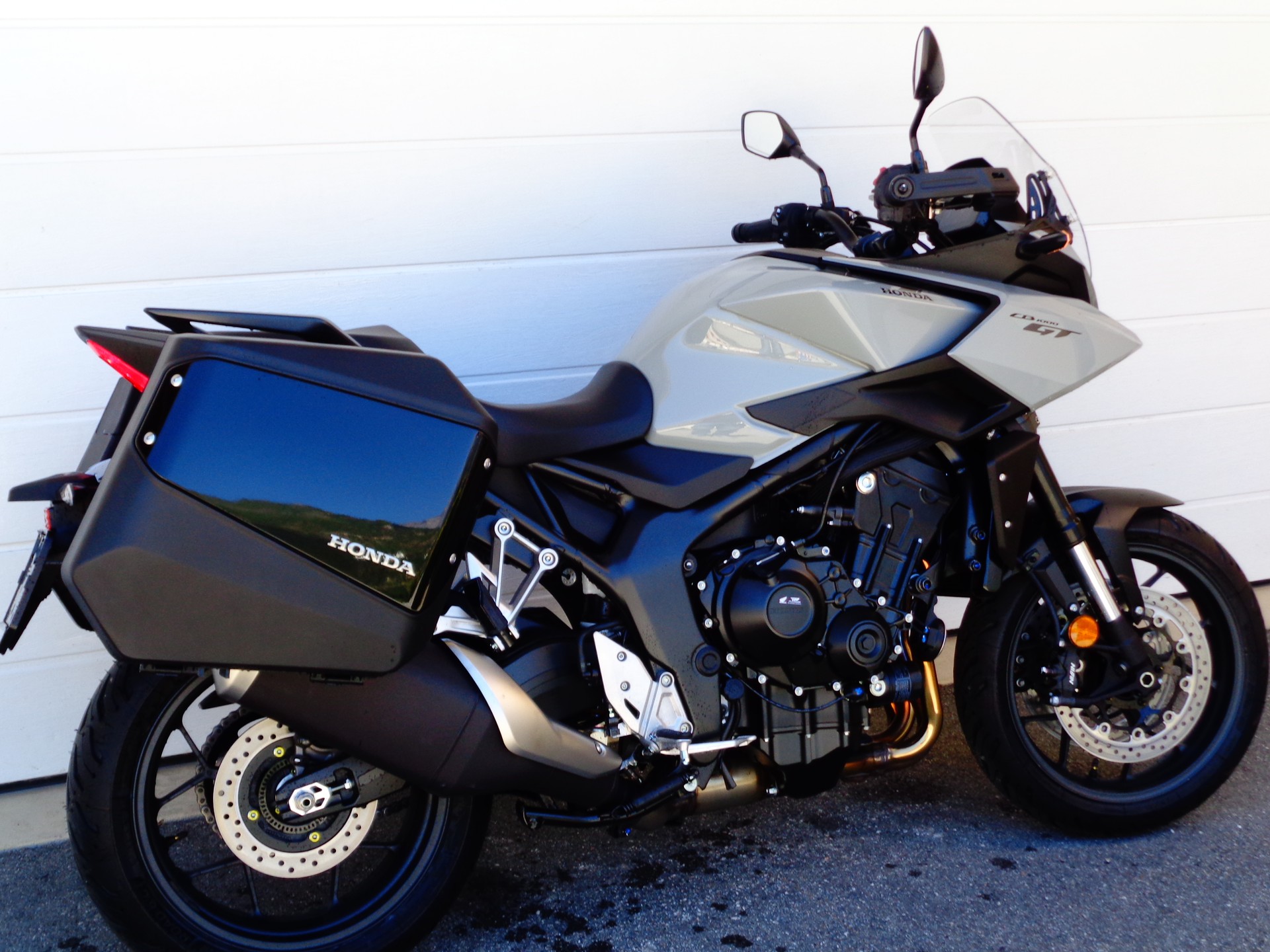 HONDA CB 1000 GT-image-2