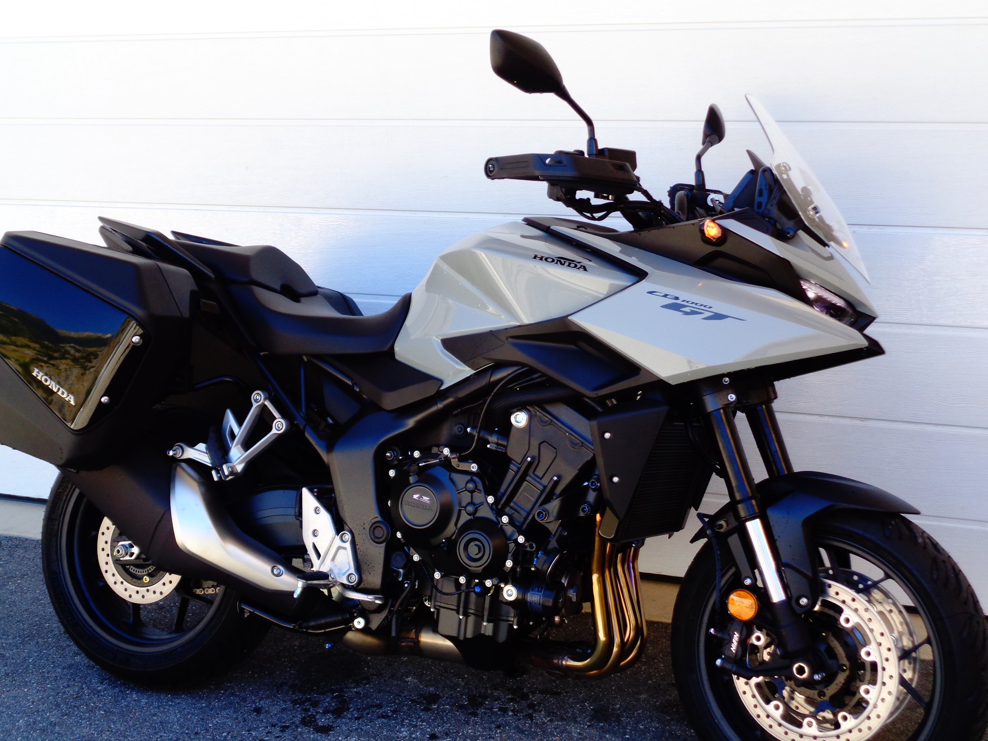 HONDA CB 1000 GT-image-0