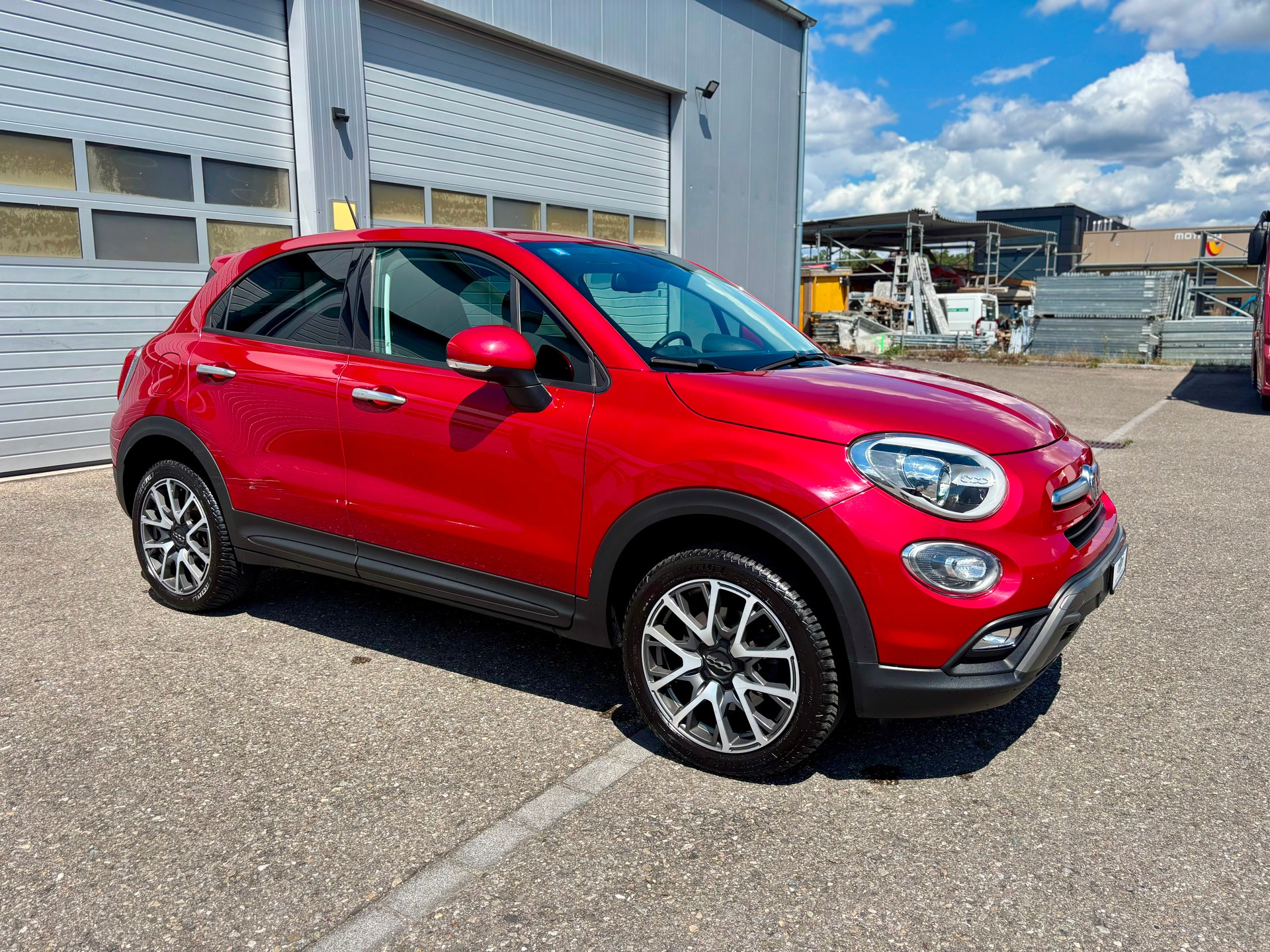 FIAT 500X 1.4T Cross 4x4 Automatic-showroom-element-2