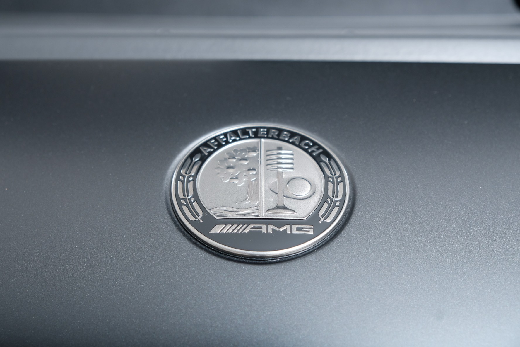 MERCEDES-BENZ CLE AMG 53 Cabrio 4Matic+ 9G-Tronic-showroom-element-3