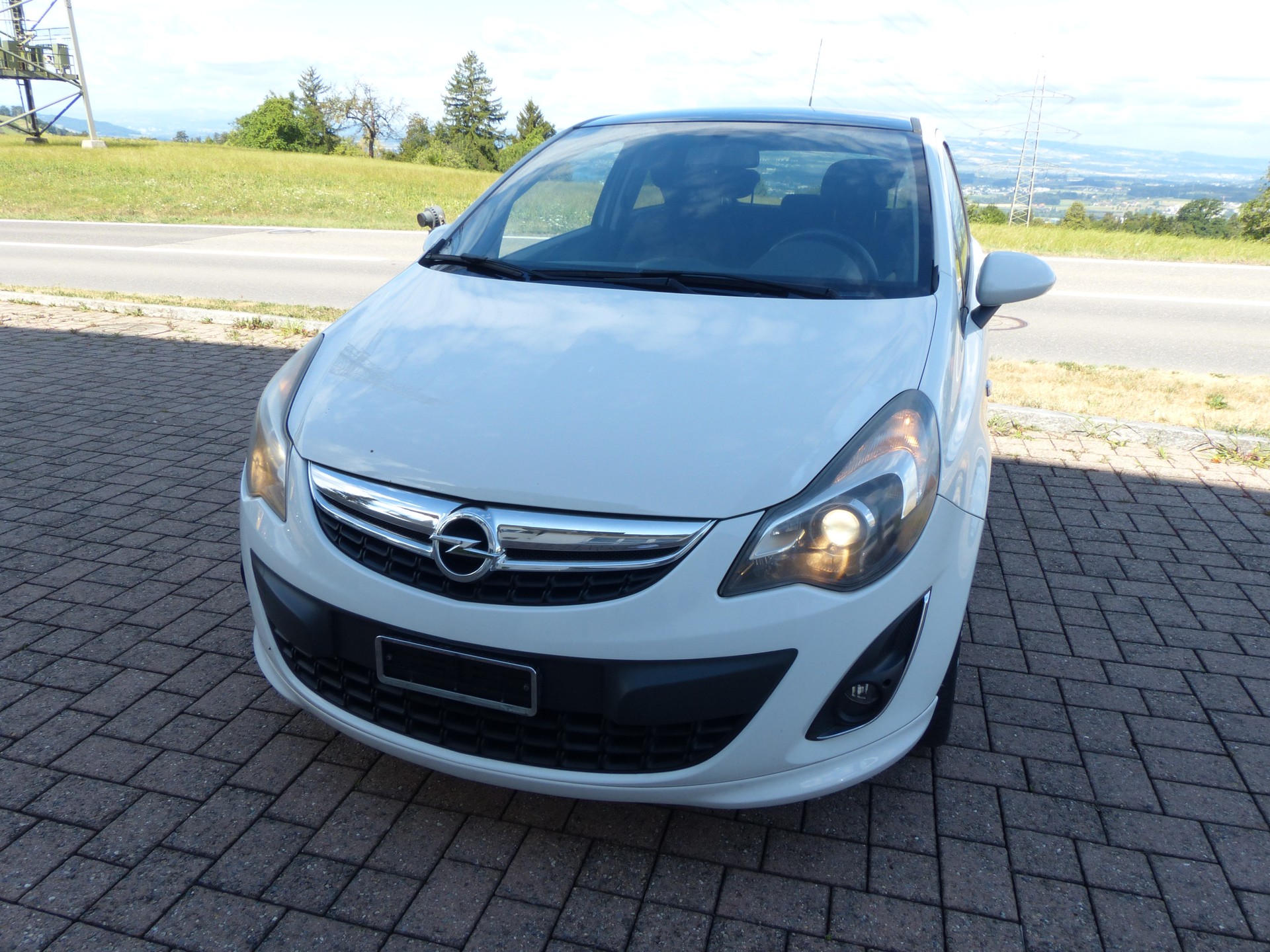 OPEL Corsa 1.6 Turbo Color Edition-showroom-element-3