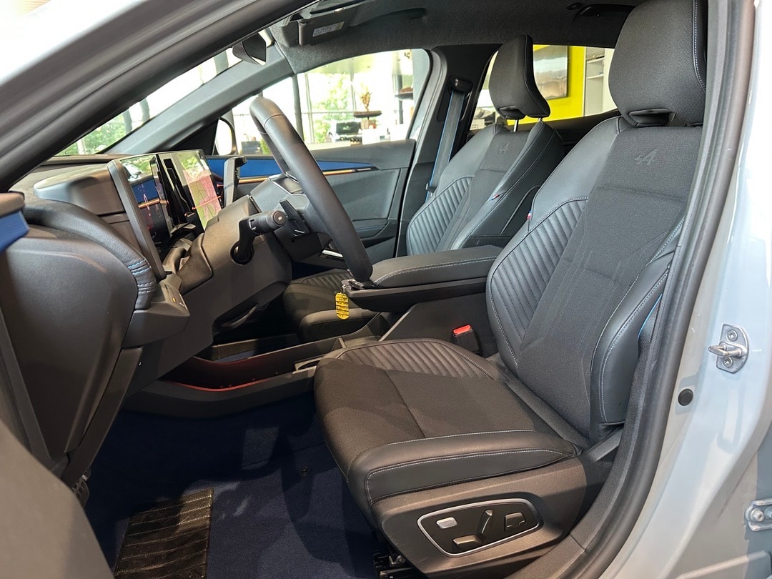 RENAULT Mégane E-TECH EV60 Esprit Alpine-image-10