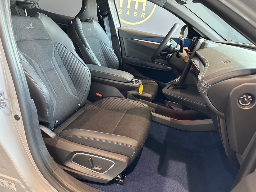 RENAULT Mégane E-TECH EV60 Esprit Alpine-image-19