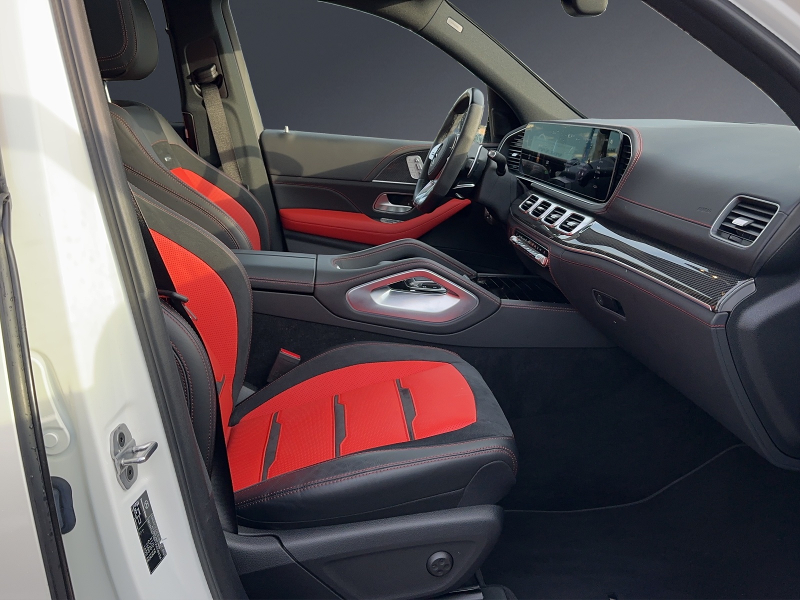 MERCEDES-BENZ GLE 63 S AMG 4Matic+ 9G-Speedshift-image-10