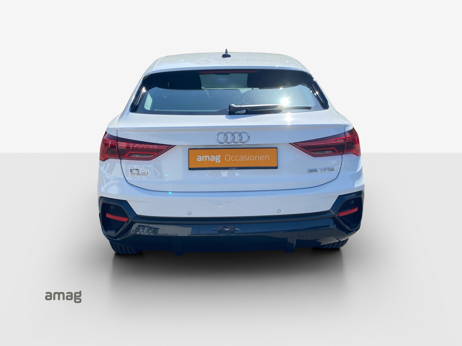 AUDI Q3 Sportback 35 TFSI Attraction S-tronic-showroom-element-3