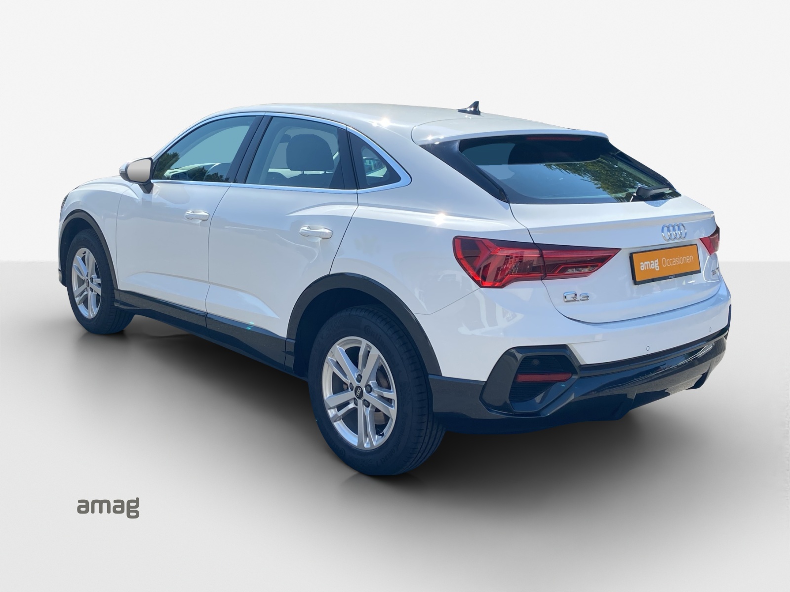 AUDI Q3 Sportback 35 TFSI Attraction S-tronic-showroom-element-2