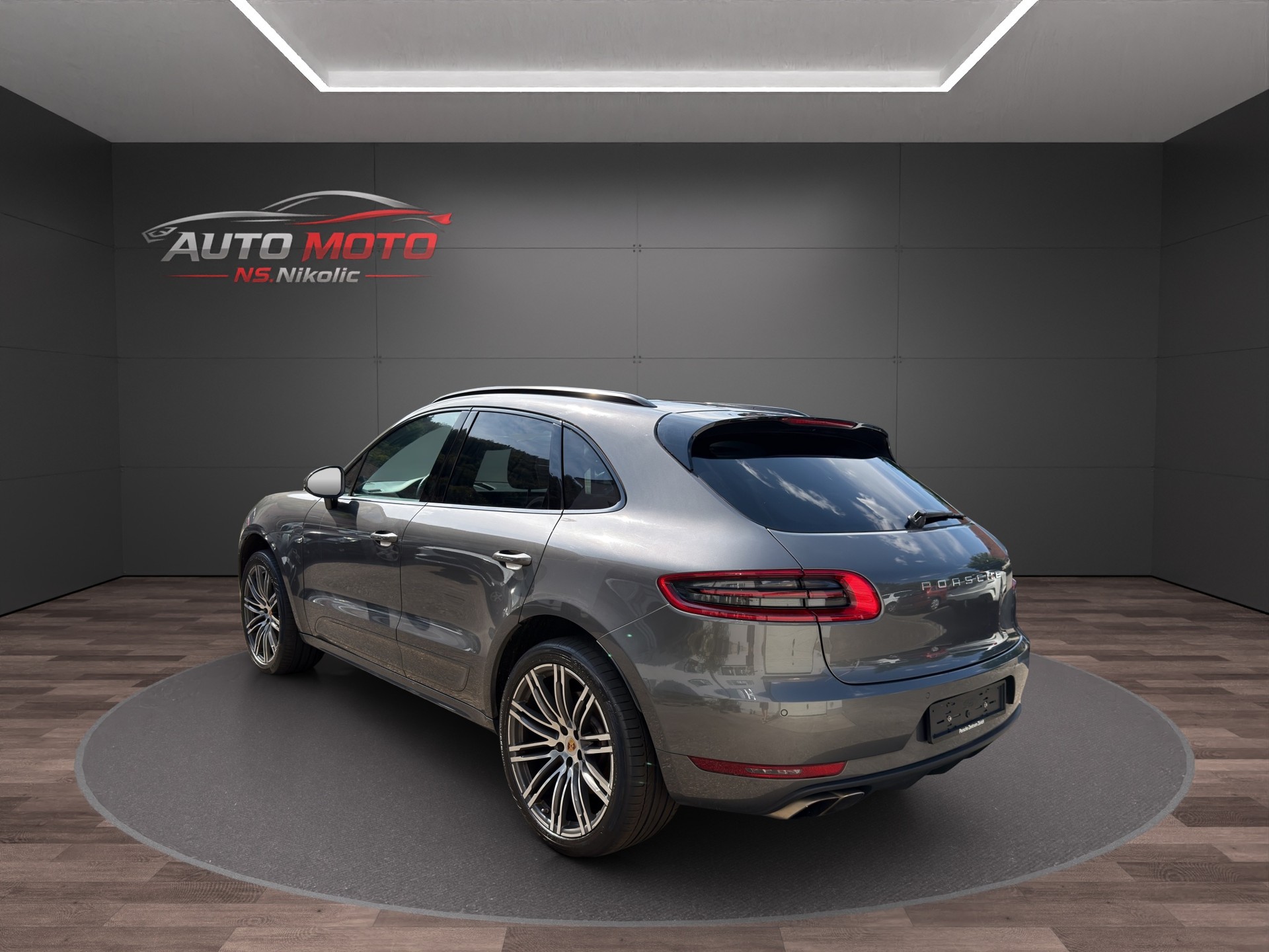 PORSCHE Macan Turbo PDK-image-3