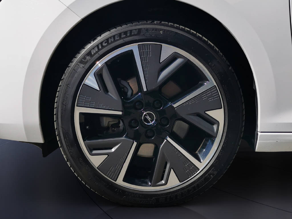 OPEL Astra-e Sports Tourer Swiss Plus-image-8