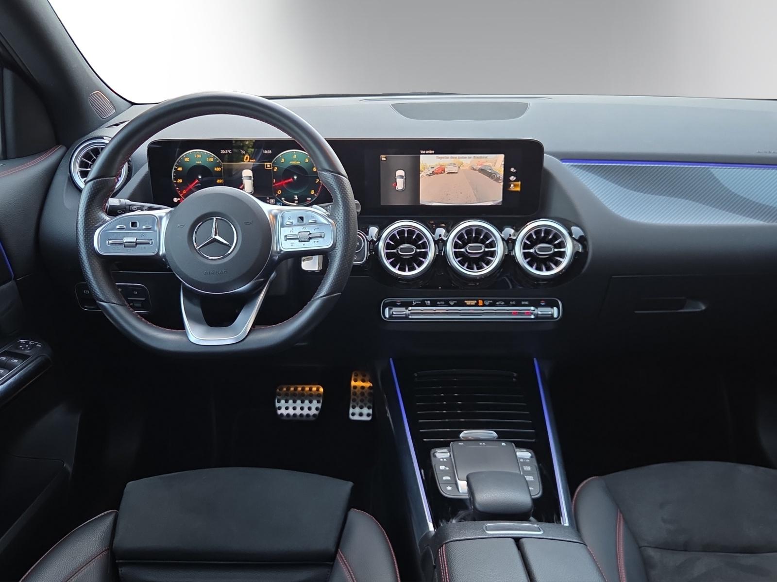 MERCEDES-BENZ GLA 250 4Matic AMG Line 8G-DCT-image-10