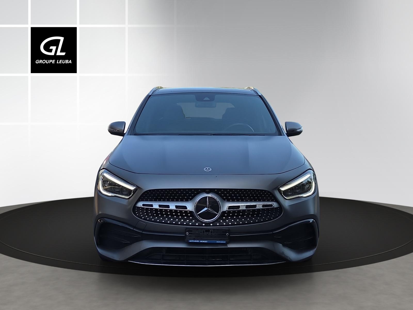 MERCEDES-BENZ GLA 250 4Matic AMG Line 8G-DCT-showroom-element-3
