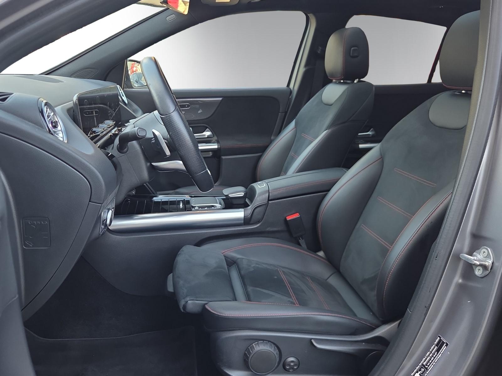 MERCEDES-BENZ GLA 250 4Matic AMG Line 8G-DCT-image-6