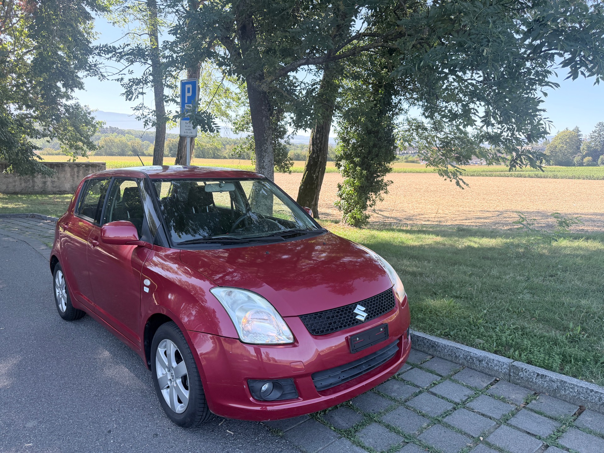 SUZUKI Swift 1.3i 16V GL Top
