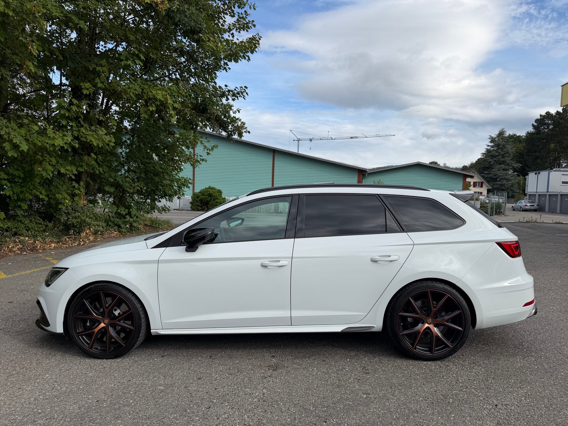 SEAT Leon ST 2.0 TSI Cupra R ABT 350 4 Drive DSG-showroom-element-1
