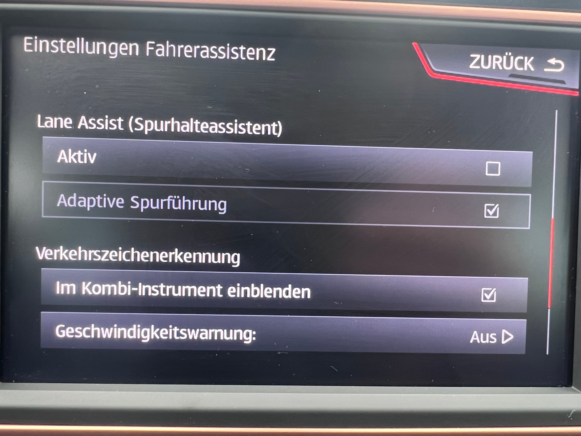 SEAT Leon ST 2.0 TSI Cupra R ABT 350 4 Drive DSG-image-9