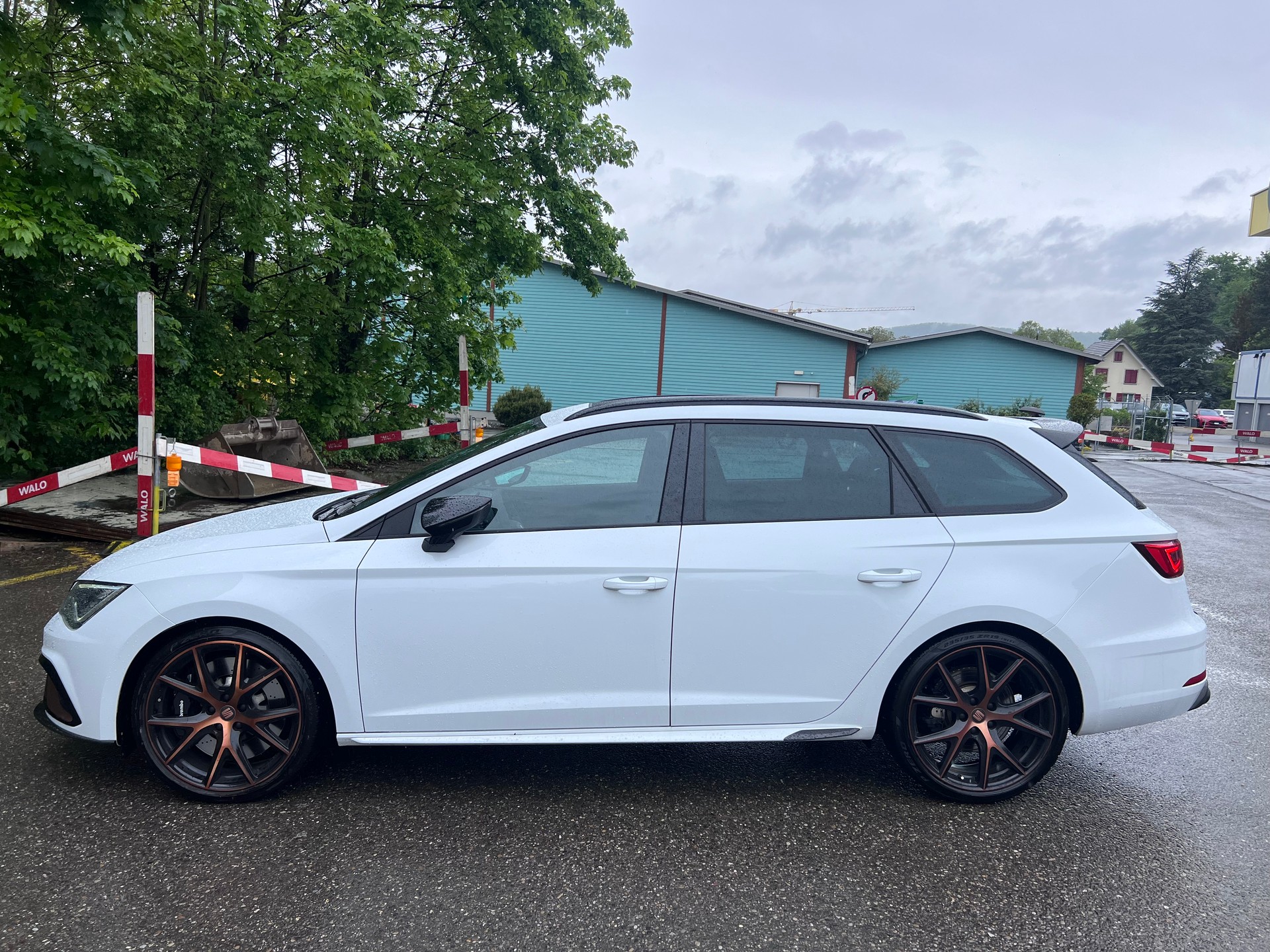SEAT Leon ST 2.0 TSI Cupra R ABT 350 4 Drive DSG-showroom-element-1