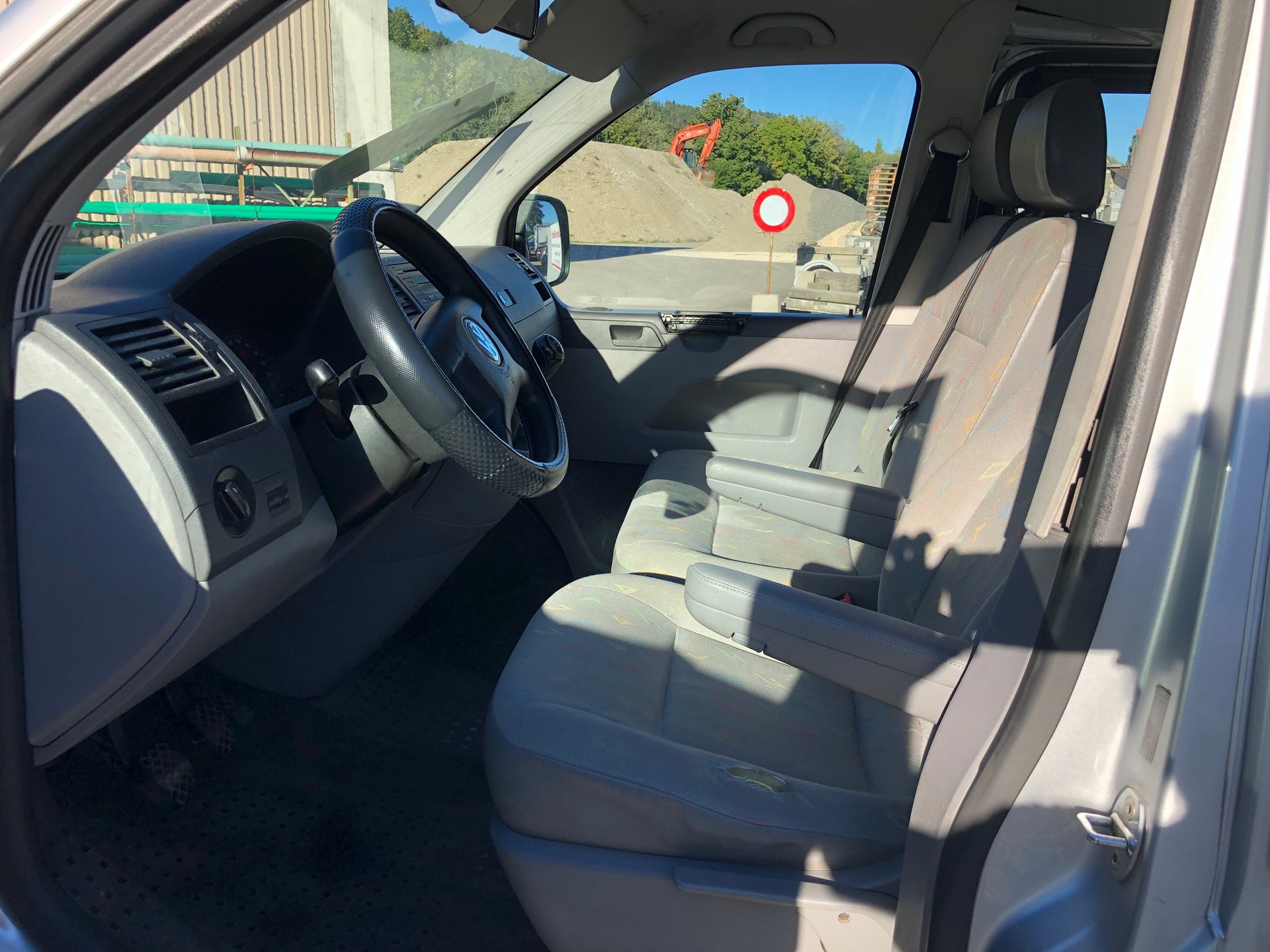 VW T5 Caravelle Comfort 2.5TDI PD 4M-image-12