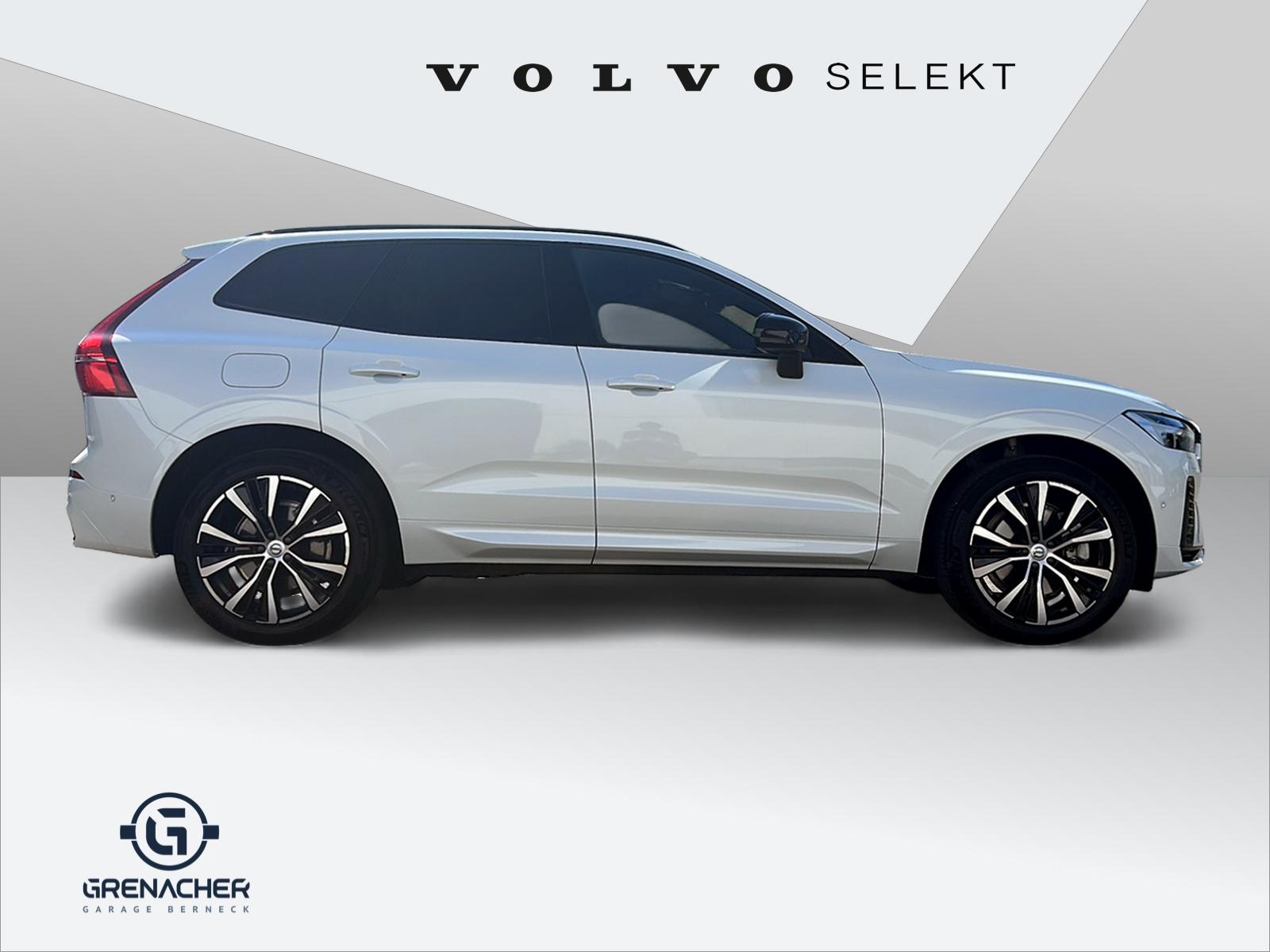 VOLVO XC60 2.0 T6 TE Ultimate Dark eAWD-showroom-element-2