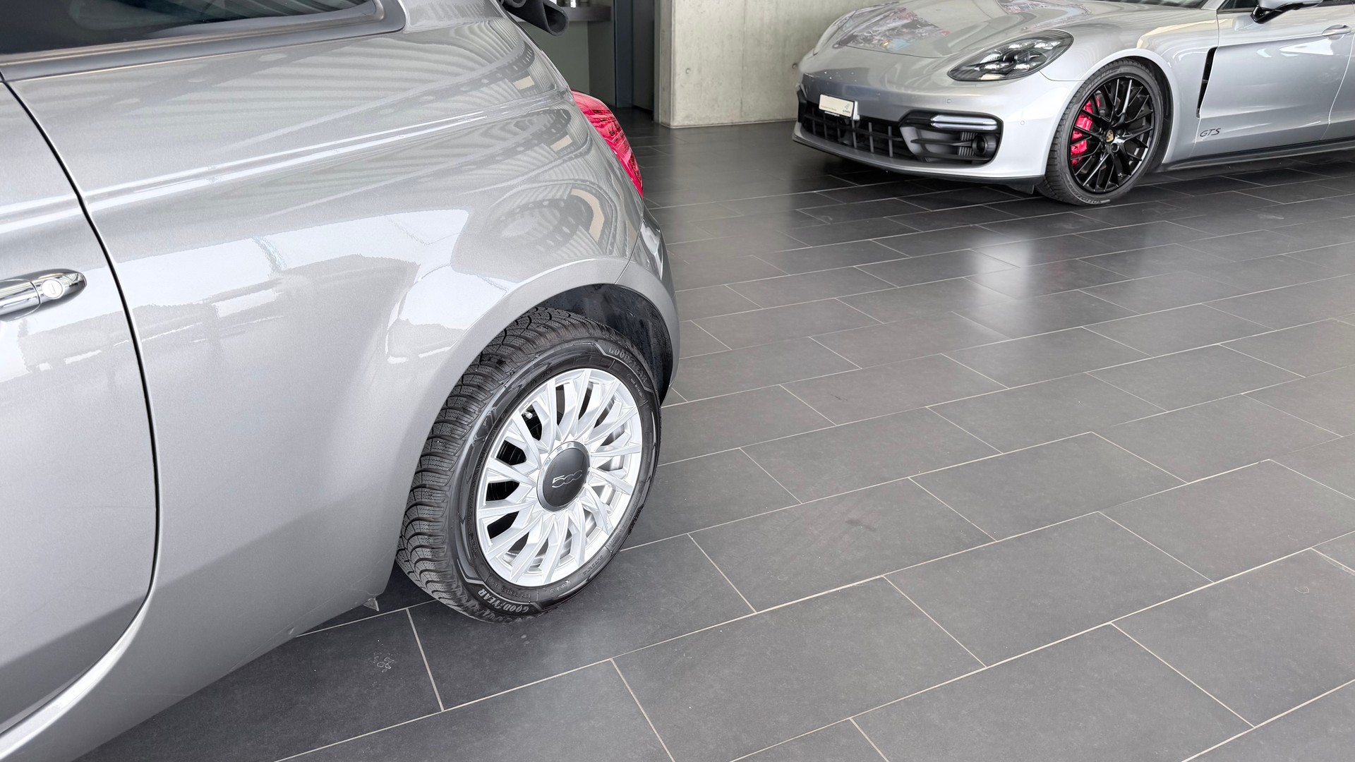 FIAT 500 C 1.0 Hybrid Swiss Edition-image-7