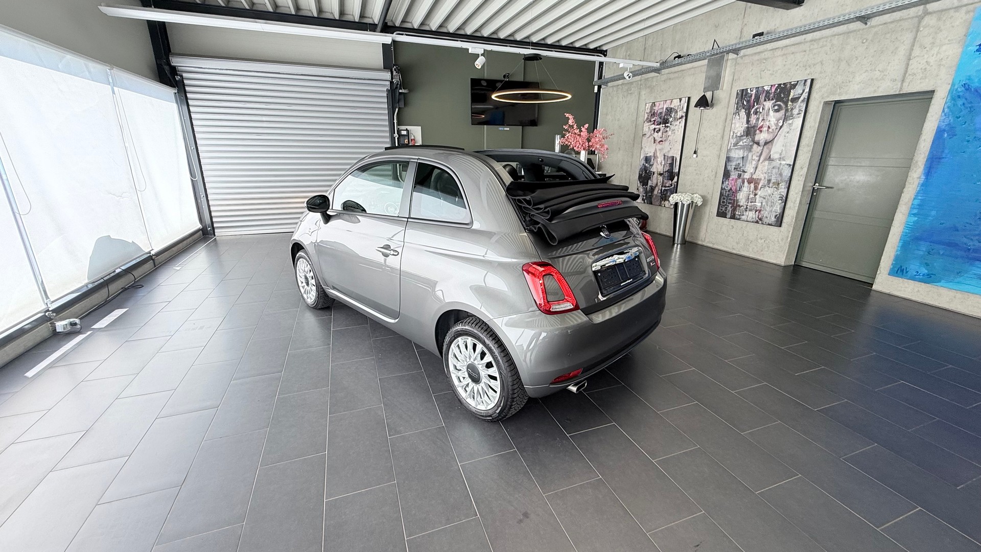 FIAT 500 C 1.0 Hybrid Swiss Edition-image-12