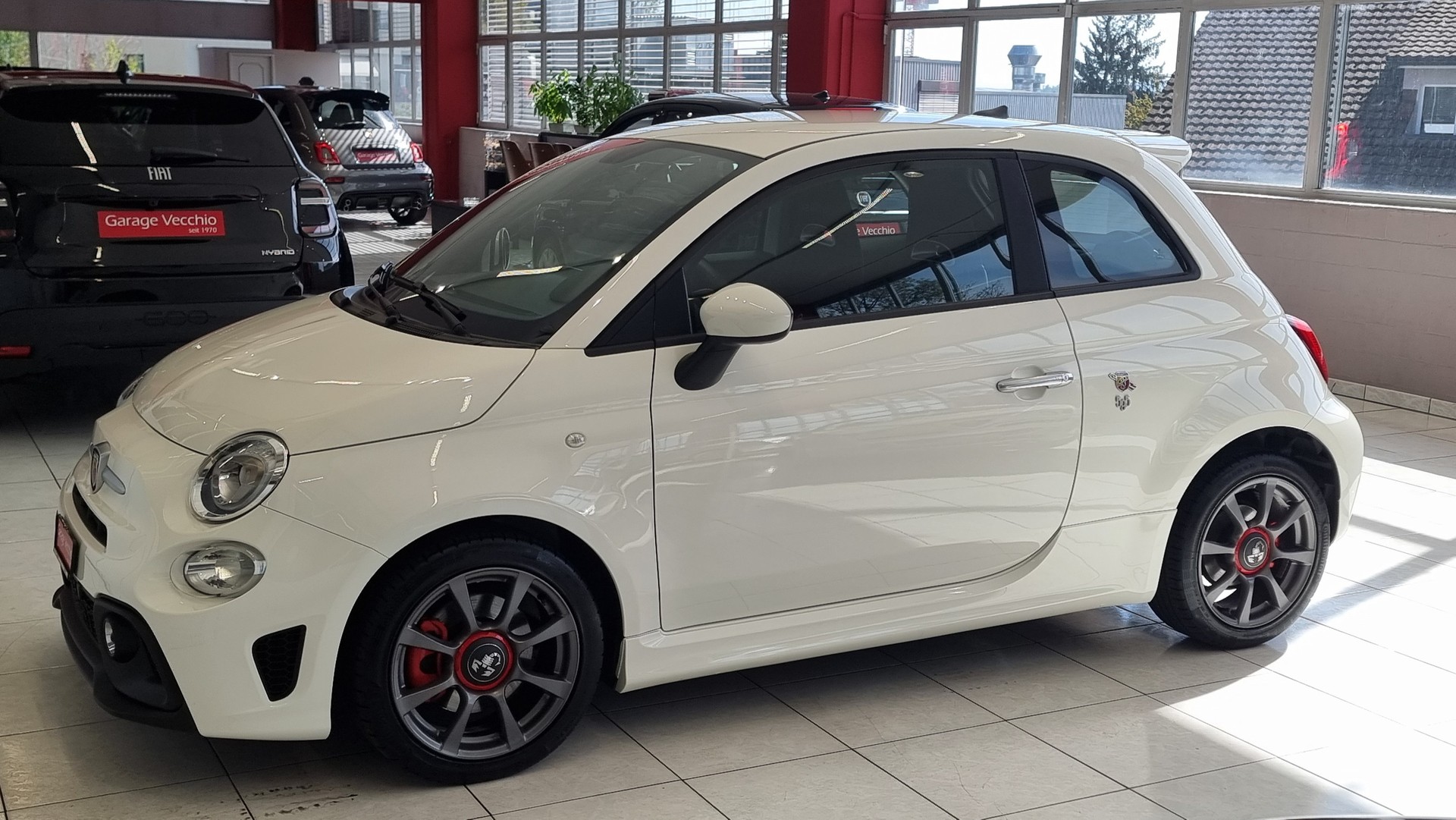 FIAT 595 Abarth 1.4 T-Jet 145-showroom-element-1