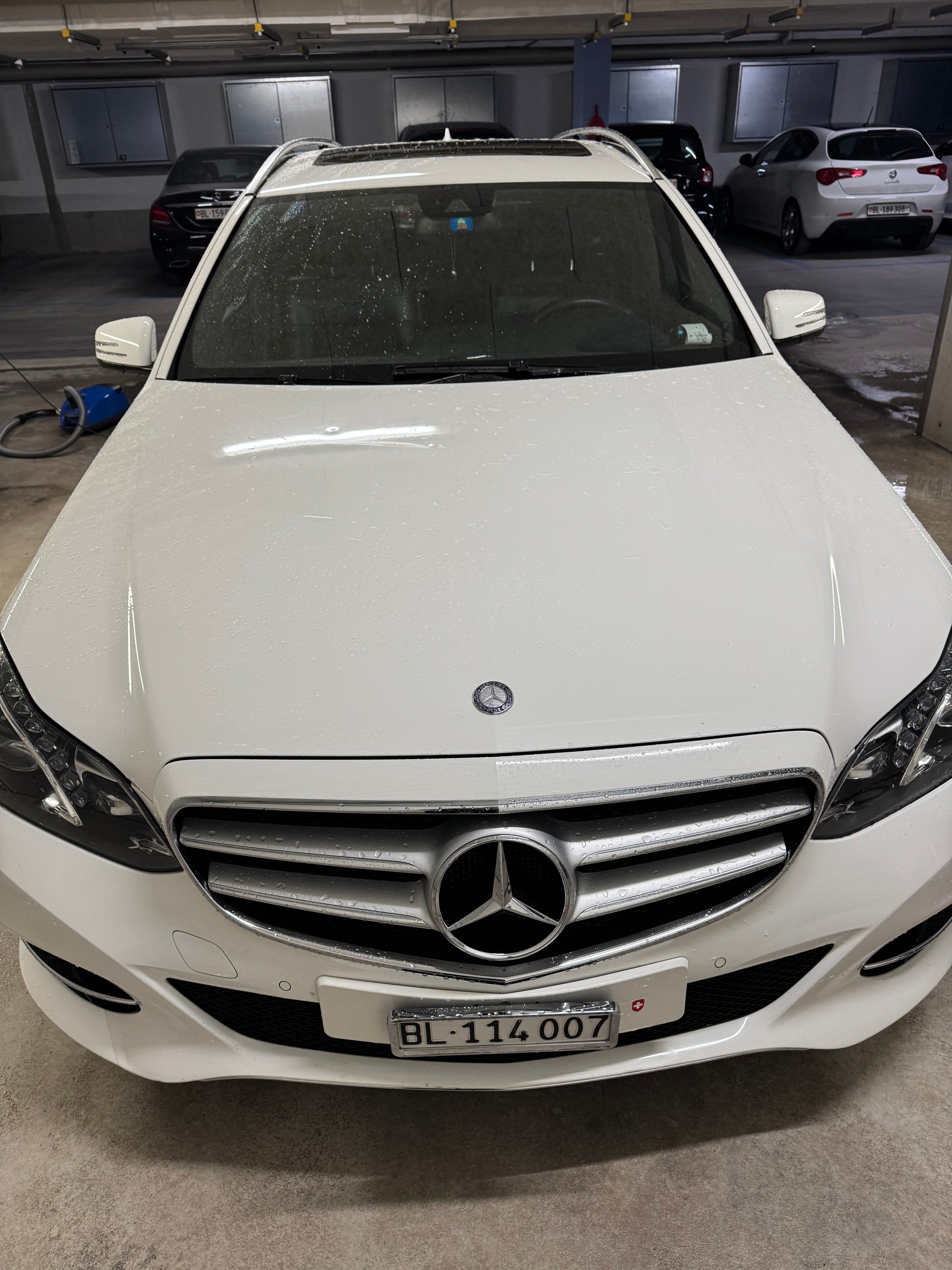 MERCEDES-BENZ E 220 CDI Avantgarde