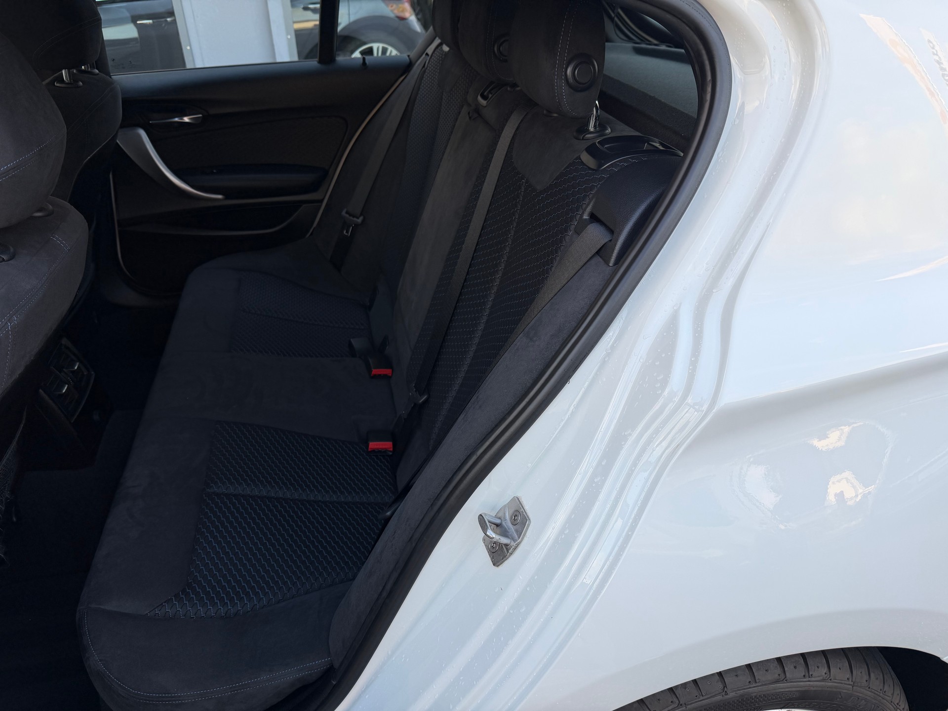 BMW 120d M Sport-image-11