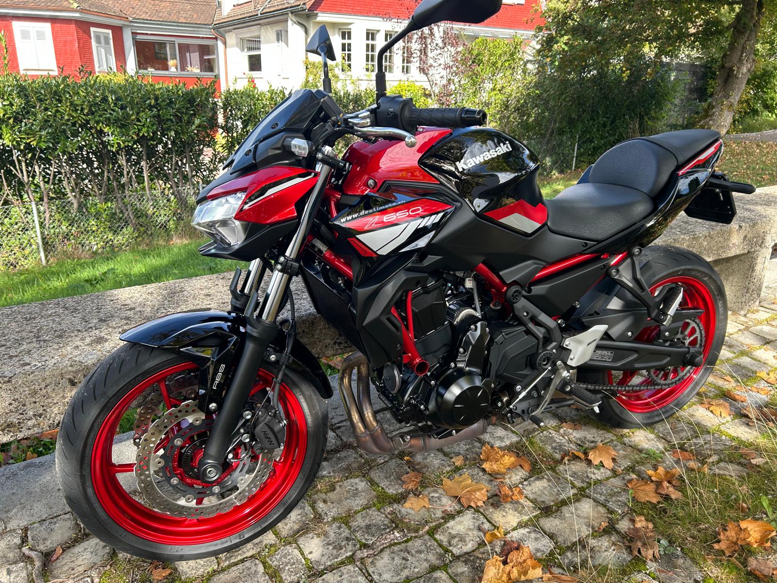 KAWASAKI Z 650-image-5