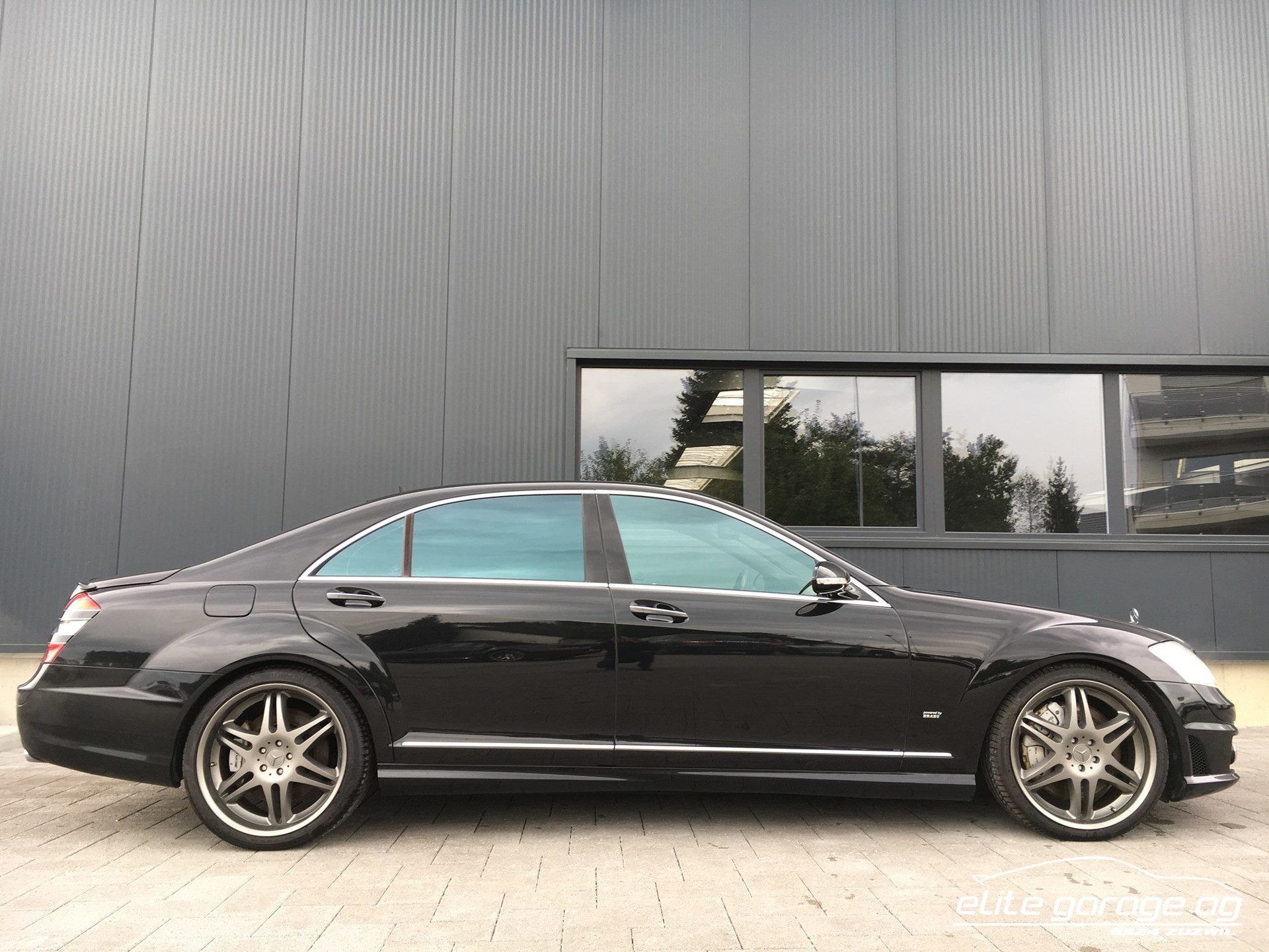 MERCEDES-BENZ S 65 AMG L Automatic-image-3