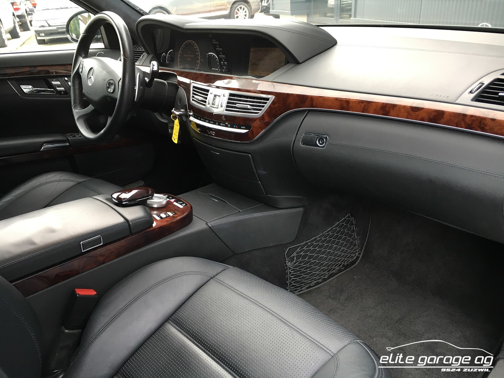 MERCEDES-BENZ S 65 AMG L Automatic-image-9