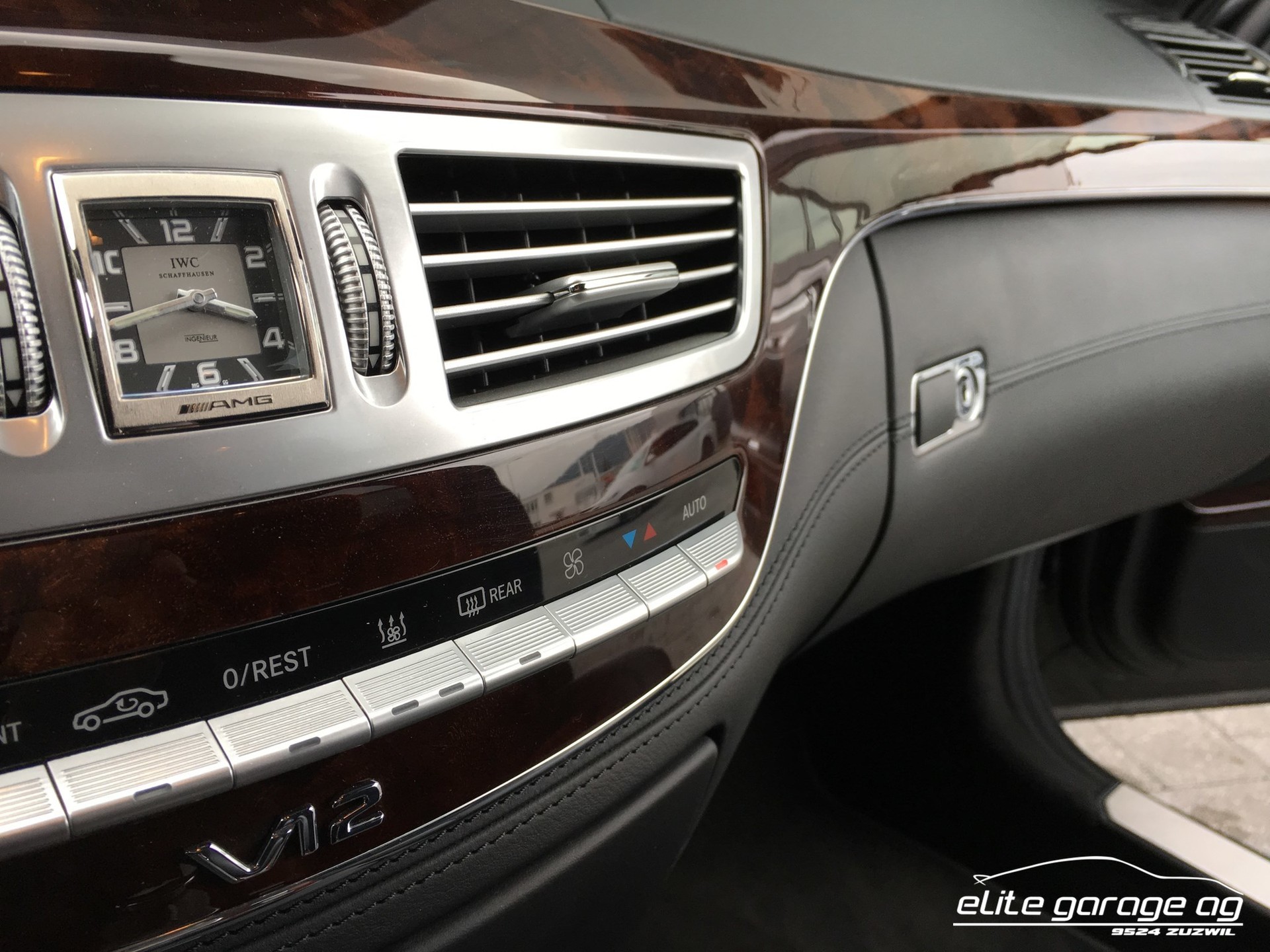 MERCEDES-BENZ S 65 AMG L Automatic-image-13