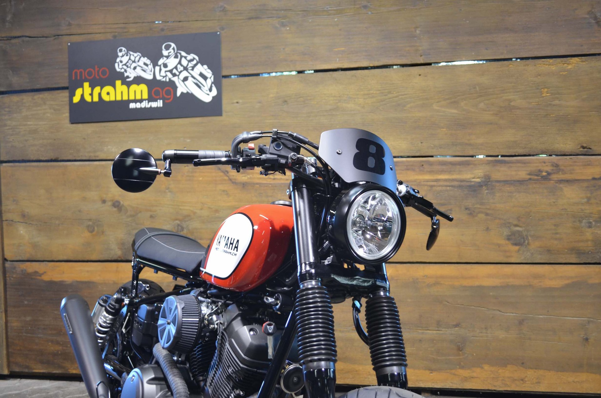 YAMAHA XV 950 SCR ABS Spezial Umbau-showroom-element-3