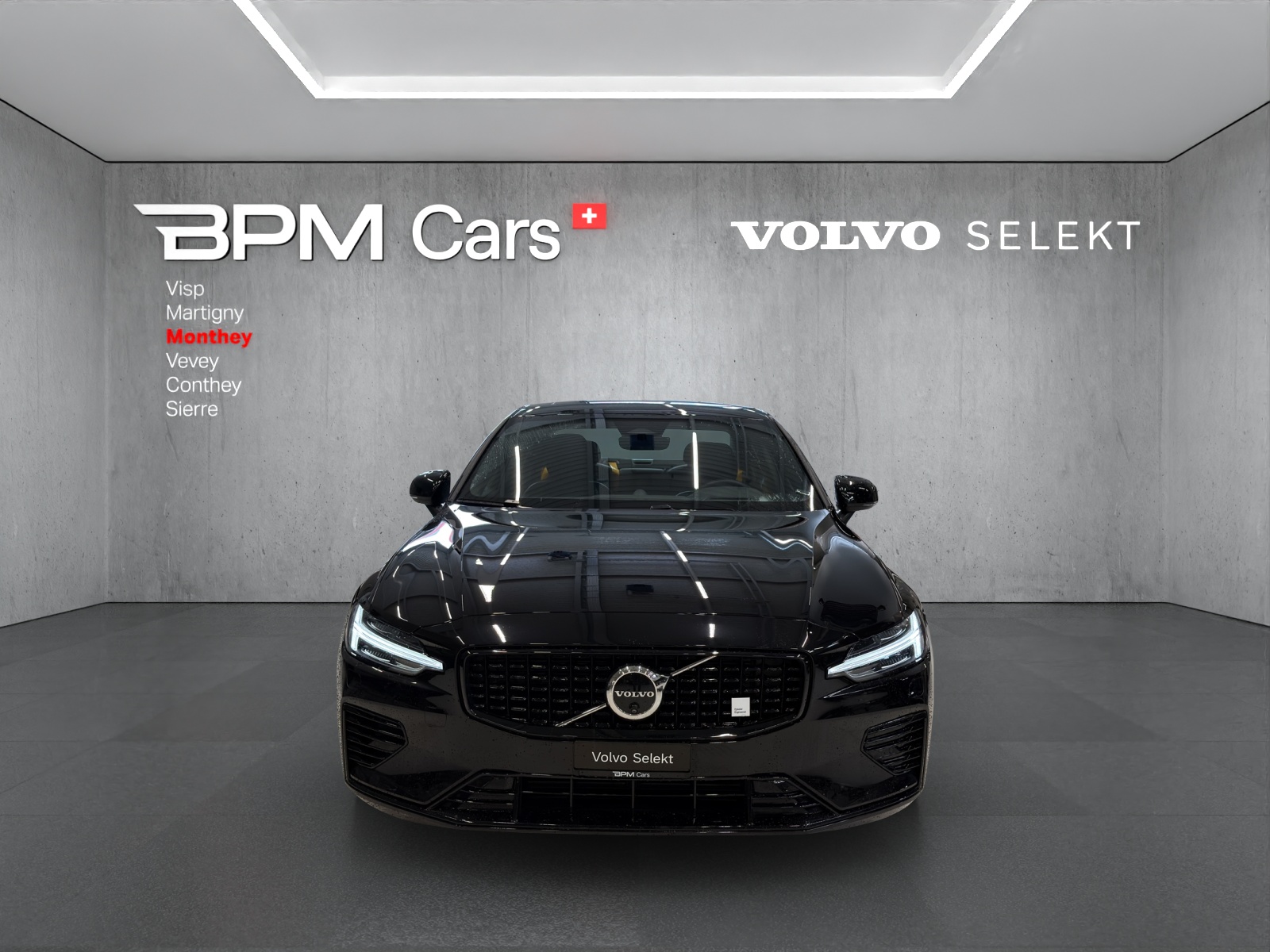 VOLVO S60 T8 e AWD Plug in Hybrd Polestar Geartronic-showroom-element-1