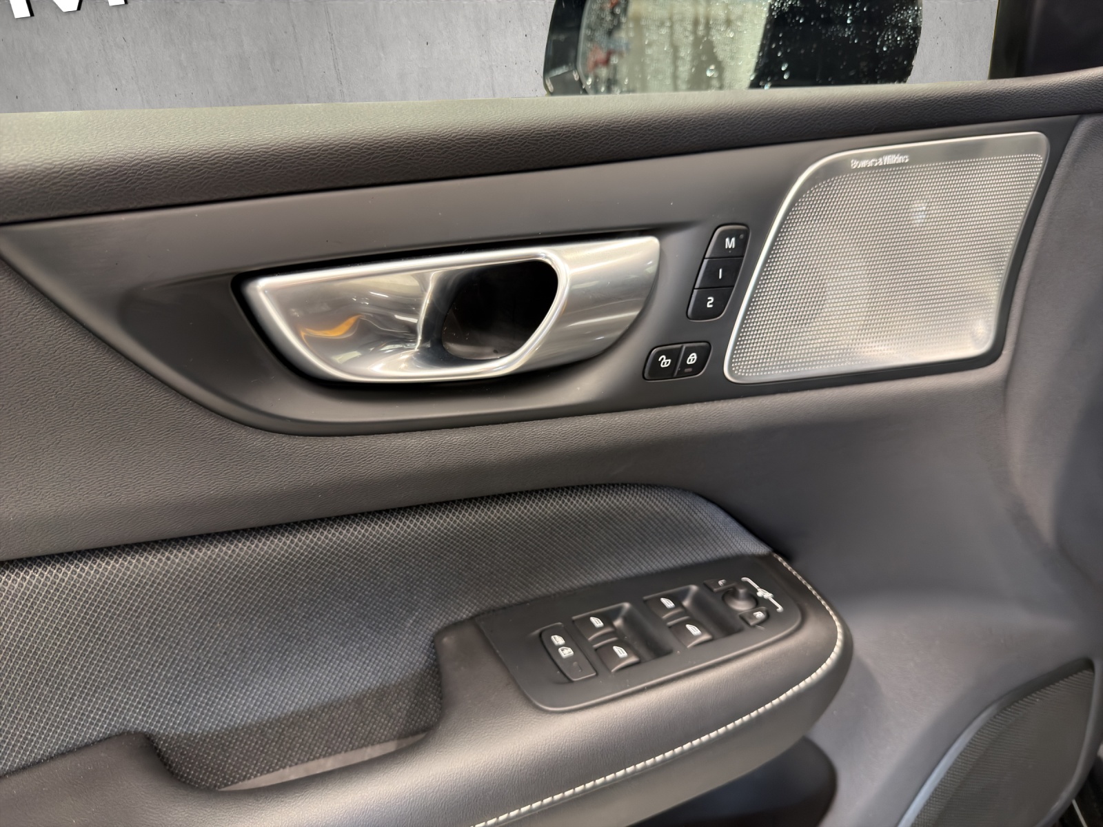 VOLVO S60 T8 e AWD Plug in Hybrd Polestar Geartronic-image-10