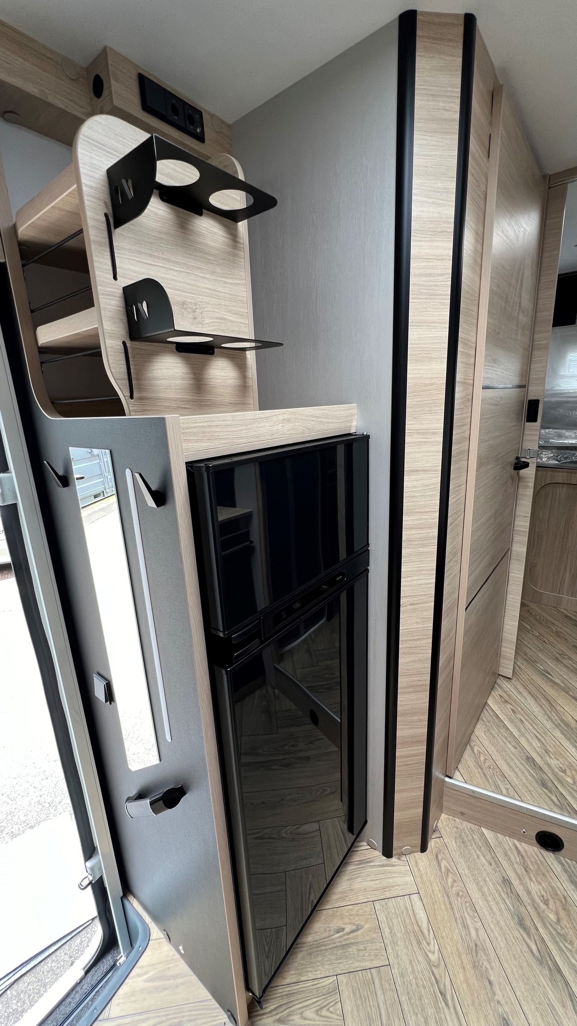 CHALLENGER 384 Etape Edition-image-6