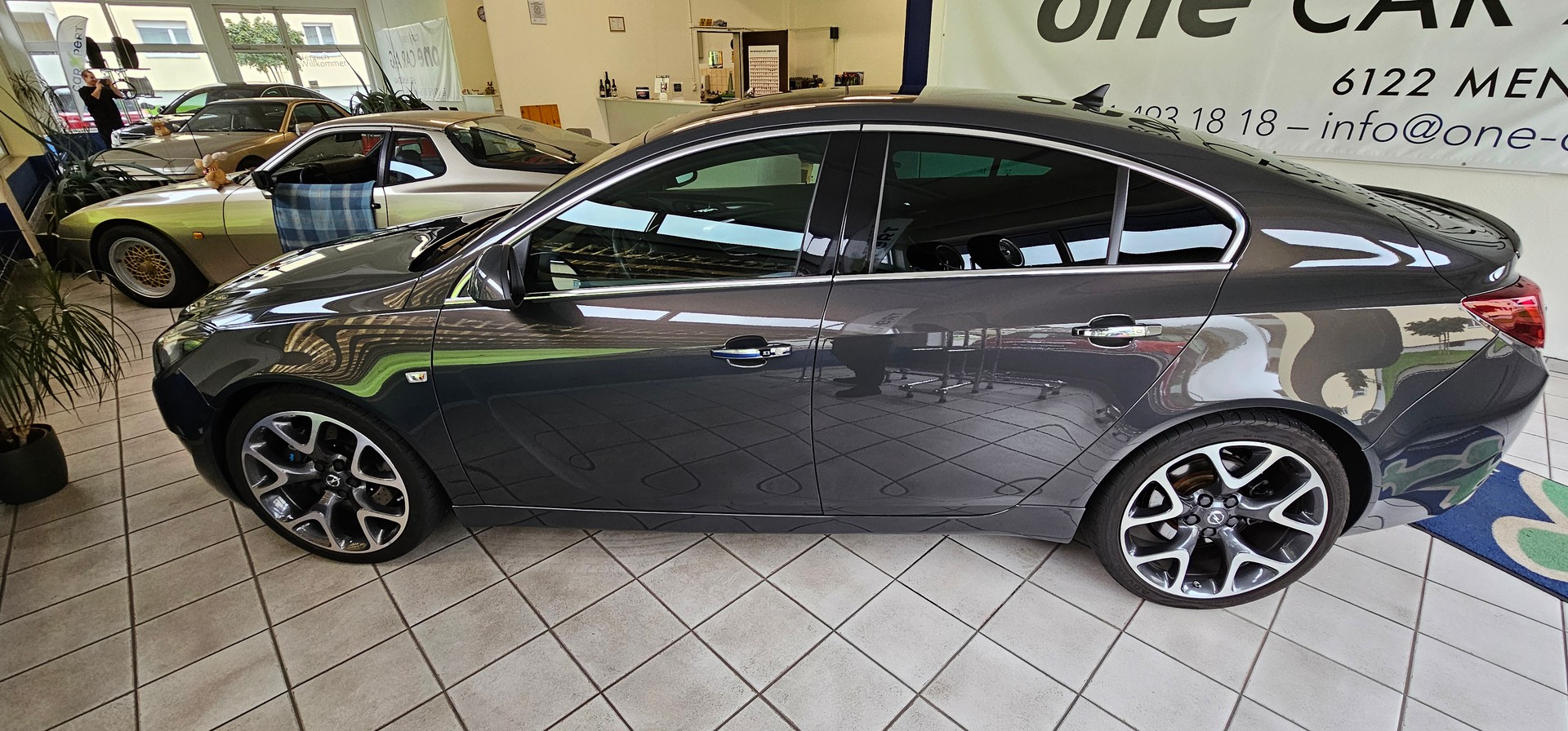 OPEL Insignia 2.8 Turbo OPC 4WD Automatic-image-3