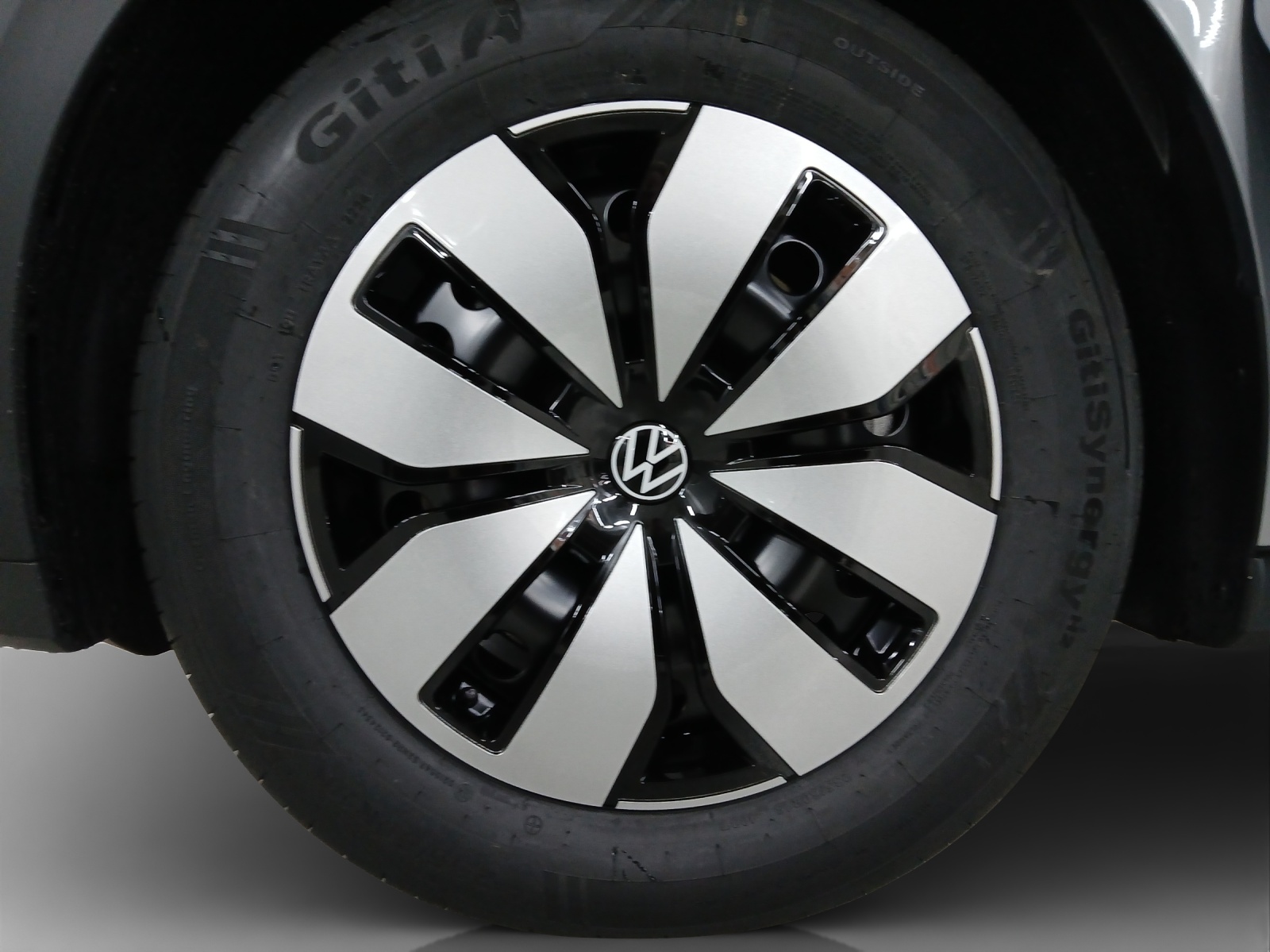 VW ID. Buzz Cargo Pro-image-15