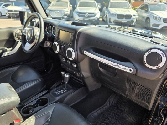JEEP Wrangler 2.8CRD Sahara X-image-11