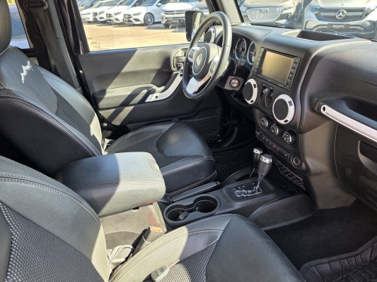 JEEP Wrangler 2.8CRD Sahara X-image-8
