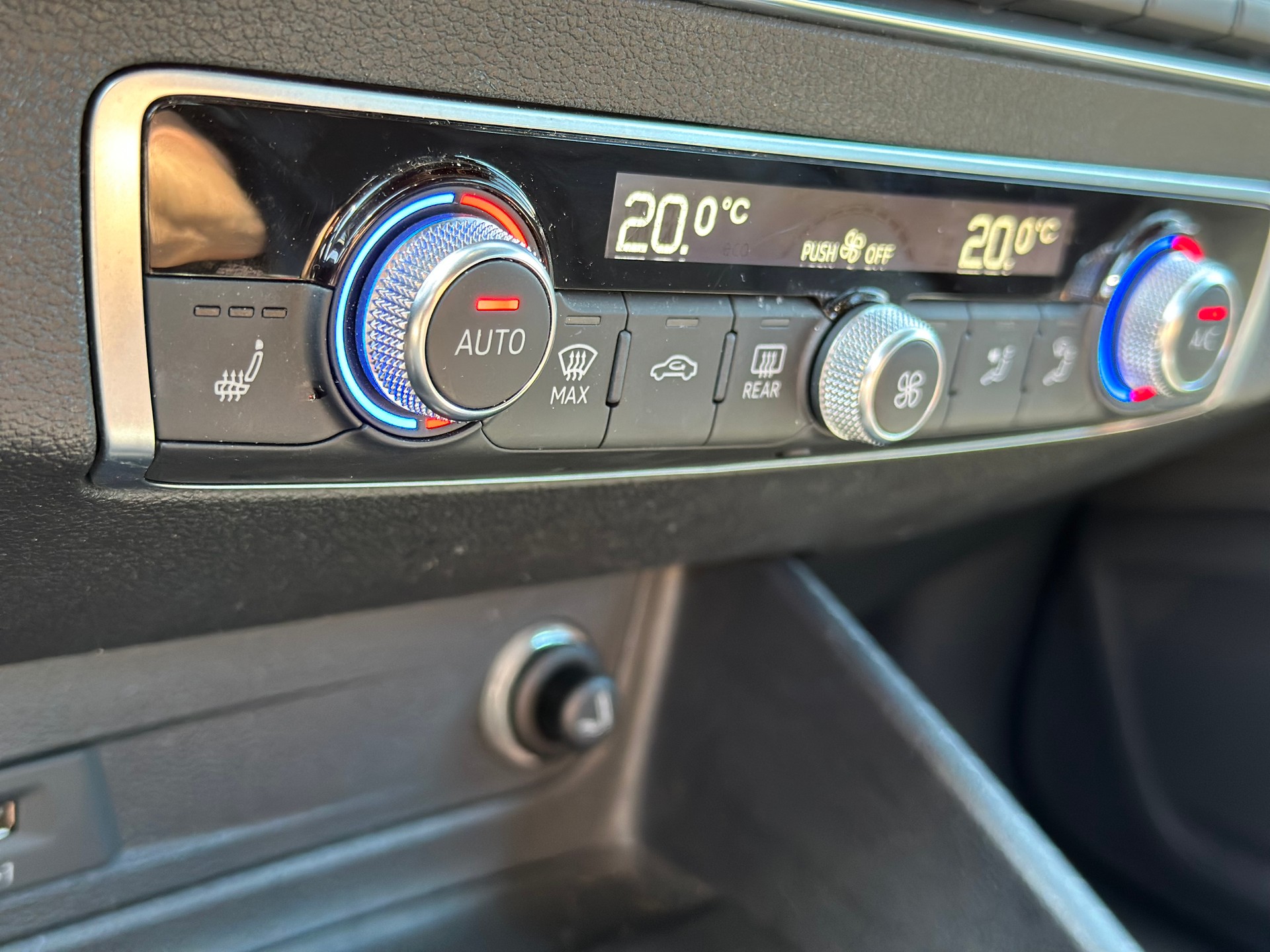 AUDI Q2 35 TFSI Sport S-tronic-image-18