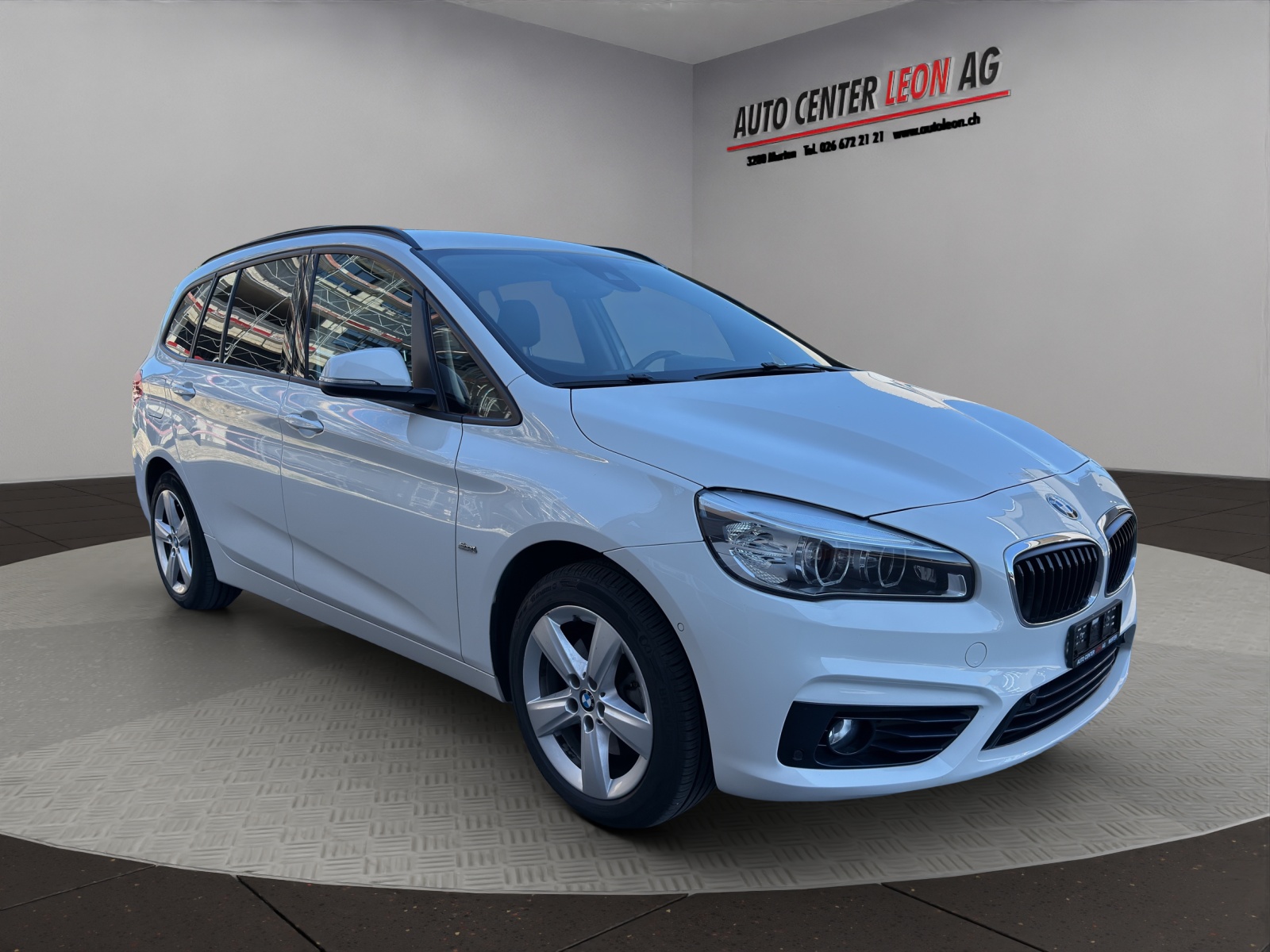 BMW 218d Gran Tourer Steptronic-image-7