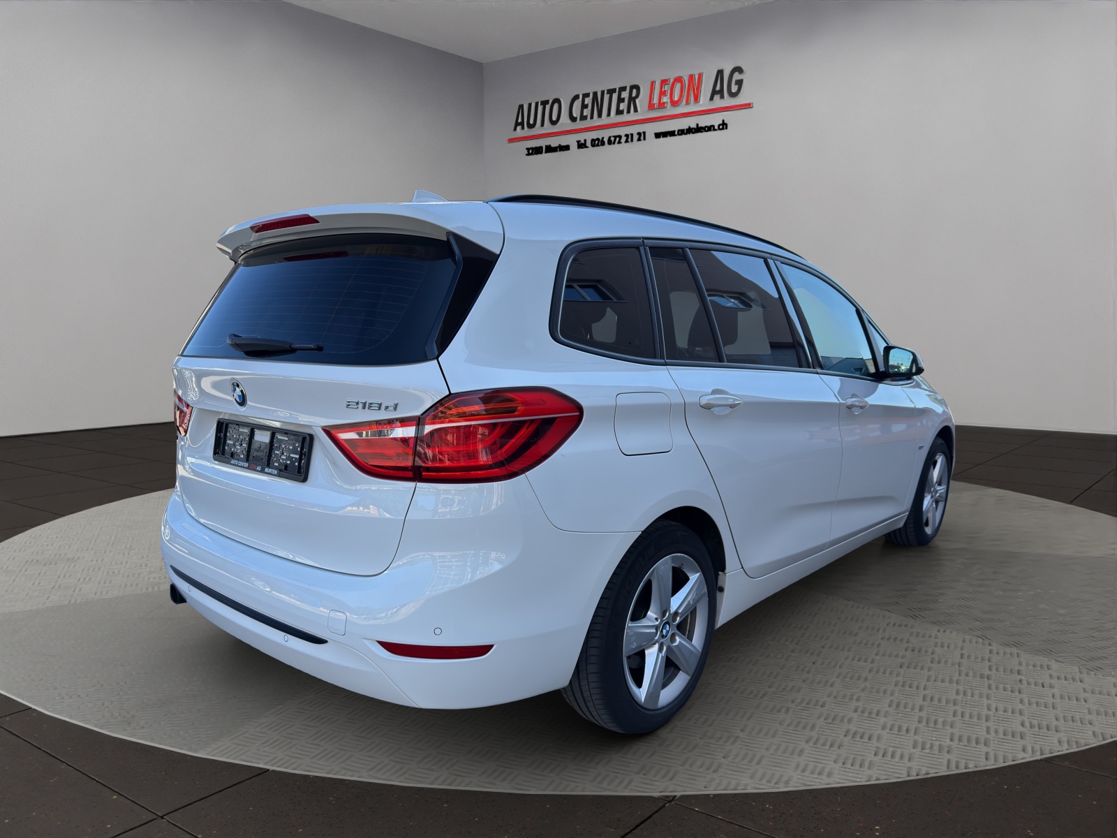 BMW 218d Gran Tourer Steptronic-image-5