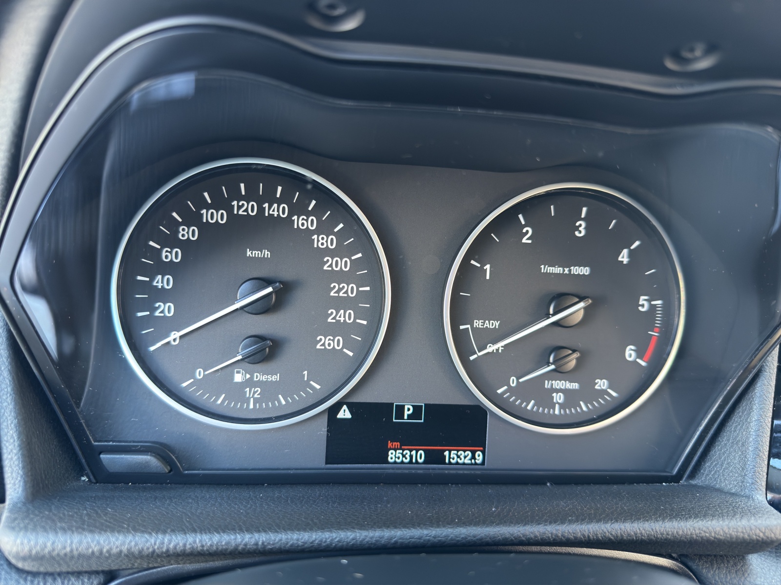 BMW 218d Gran Tourer Steptronic-image-10