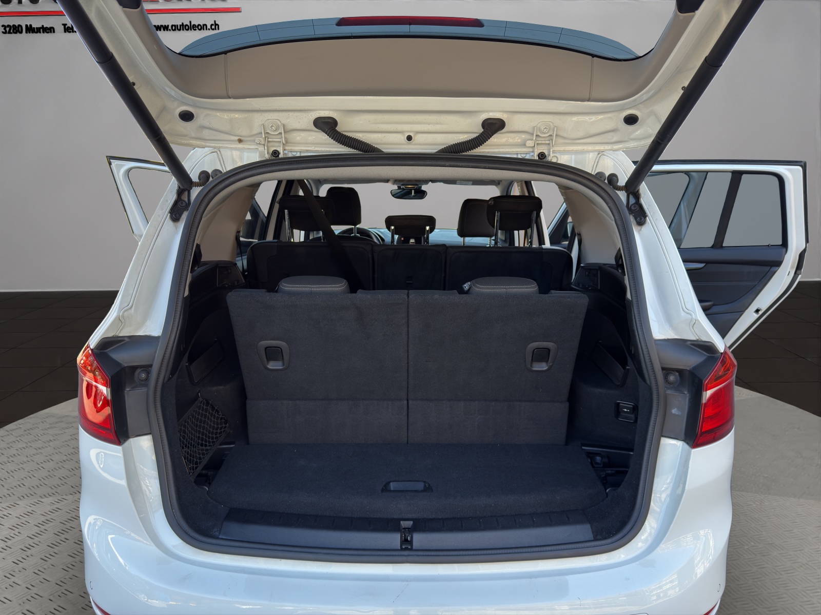 BMW 218d Gran Tourer Steptronic-image-18