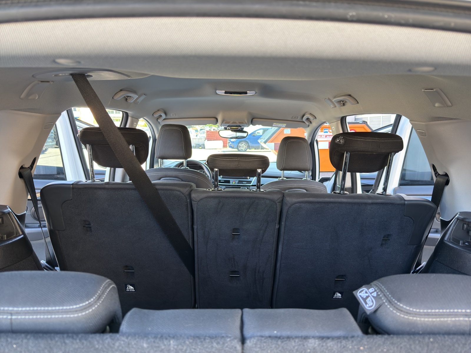 BMW 218d Gran Tourer Steptronic-image-23